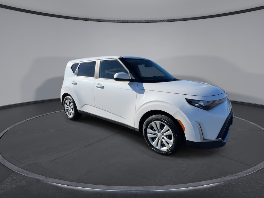 Used 2023 Kia Soul LX Hatchback