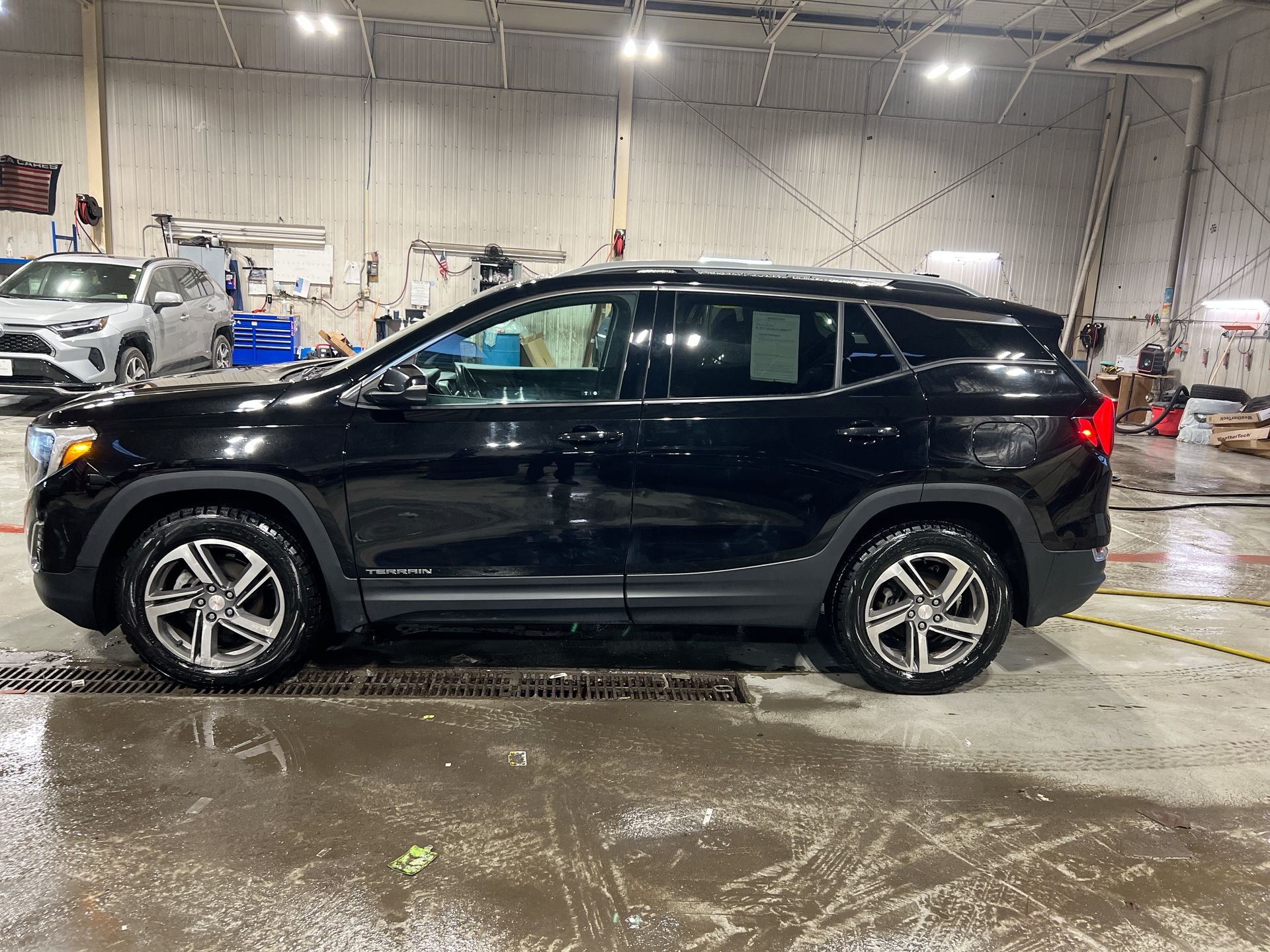 2021 GMC Terrain SLT