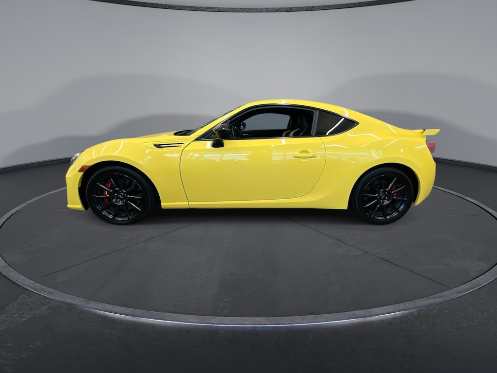 Used 2017 Subaru BRZ Series.Yellow Coupe