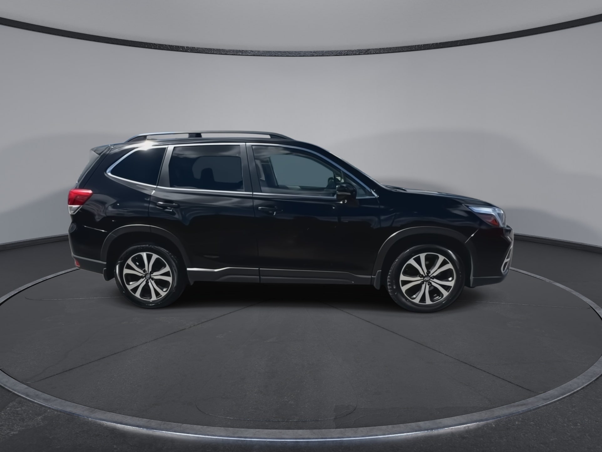 Used 2019 Subaru Forester Limited with VIN JF2SKAUC5KH514736 for sale in Berlin, VT
