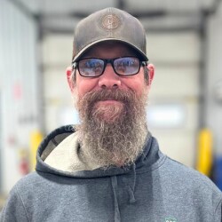 Staff member Timothy Coles from ID_28c2bbe4434c