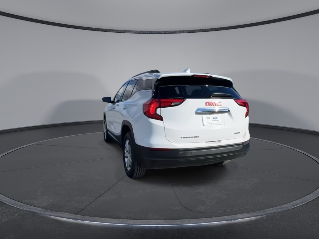 Used 2020 GMC Terrain SLE SUV