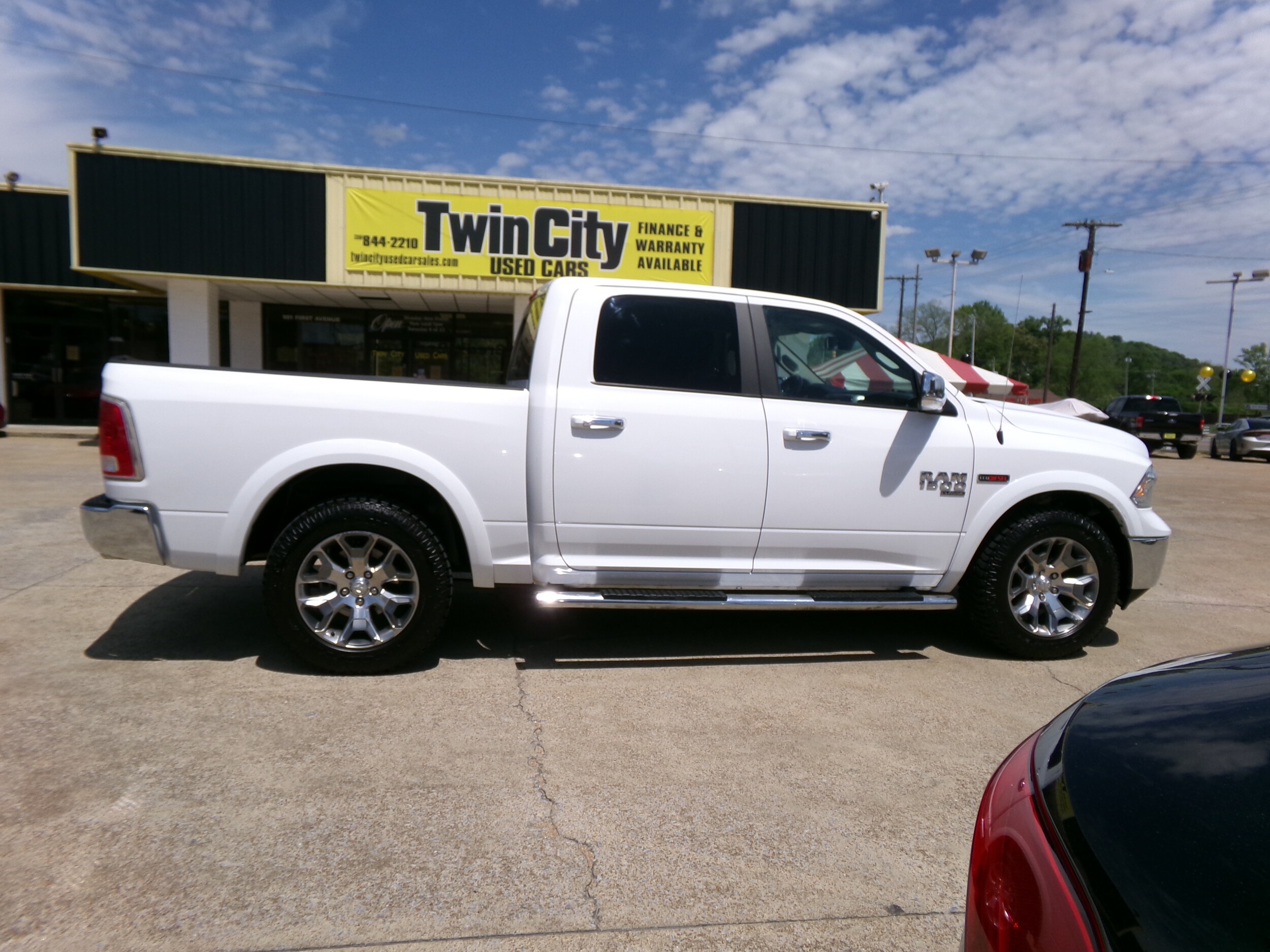 2019 RAM 1500 Classic Laramie Crew Cab 5'7's photo