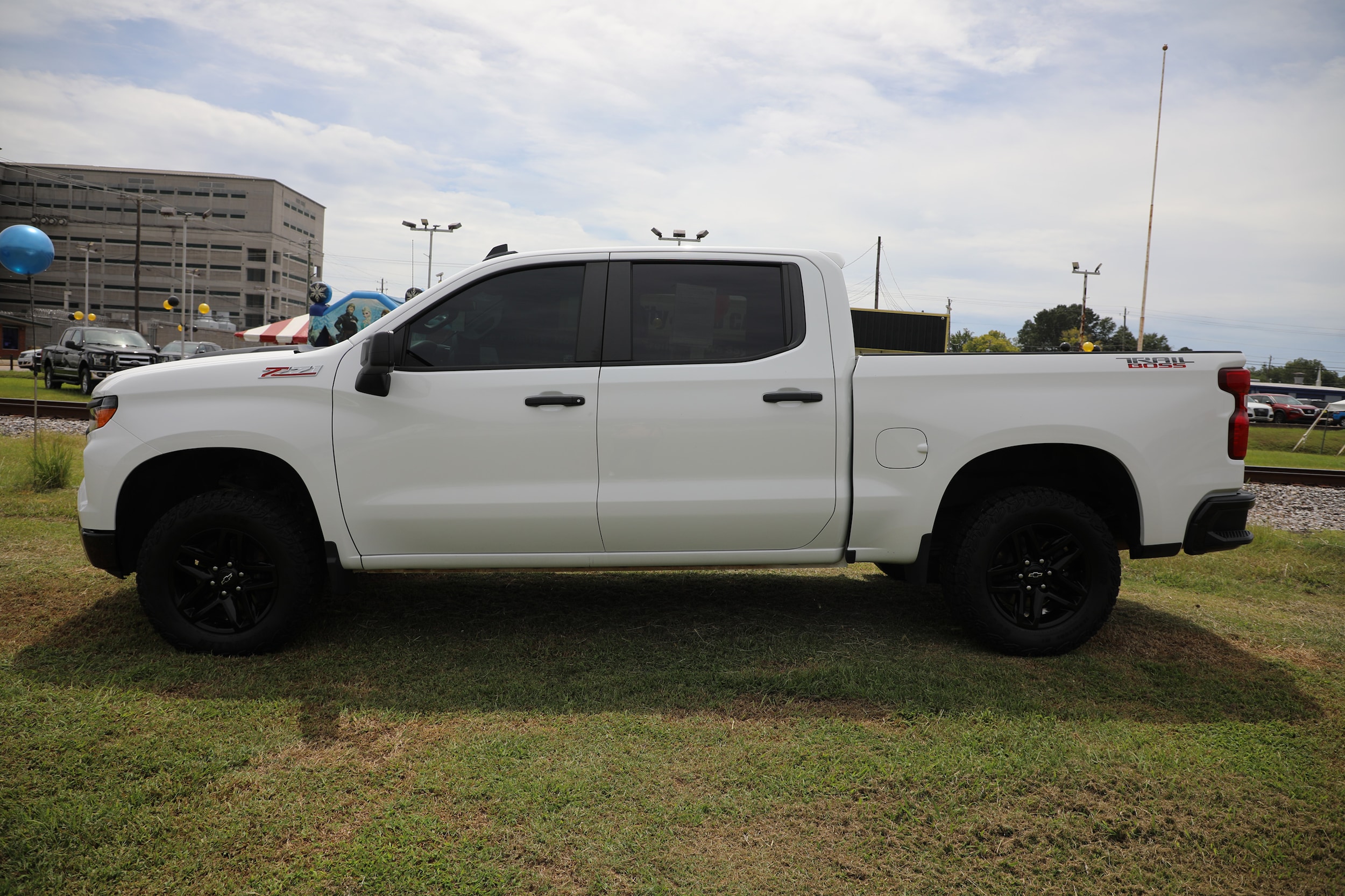 2023 Chevrolet Silverado 1500 Custom's photo