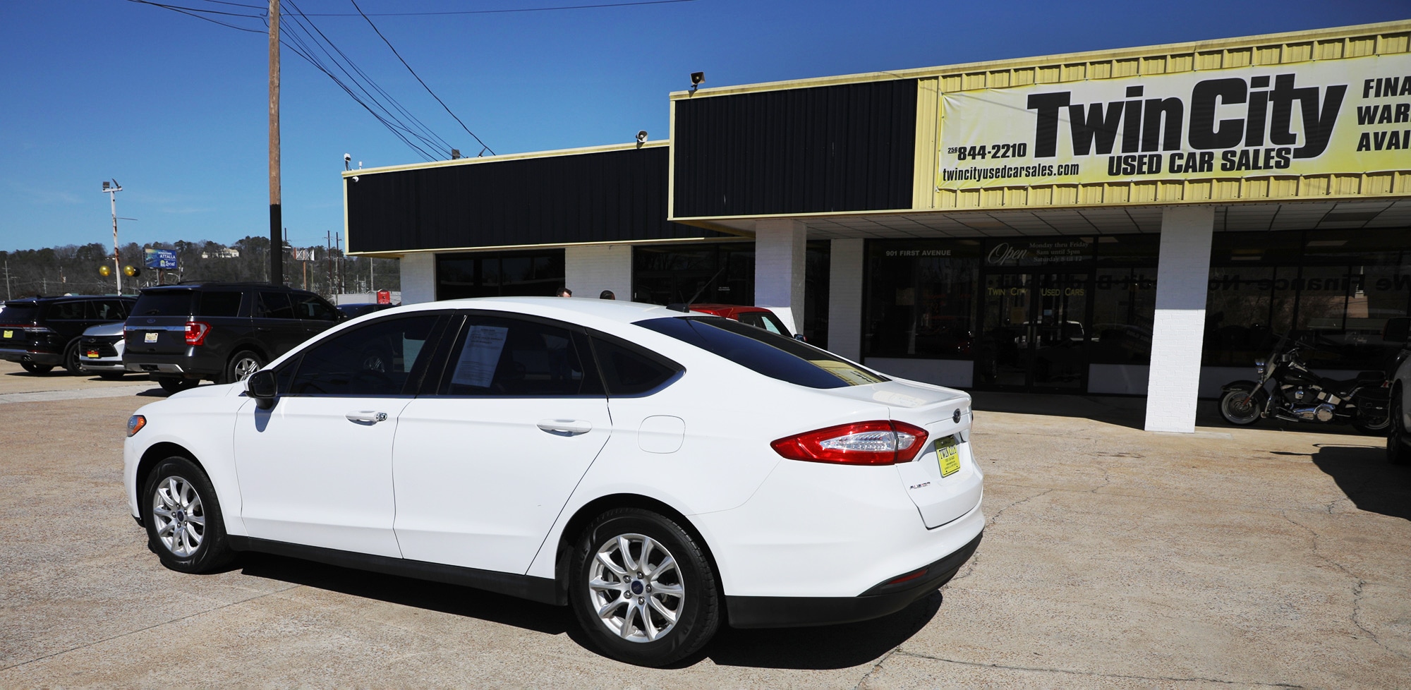 2016 Ford Fusion S's photo