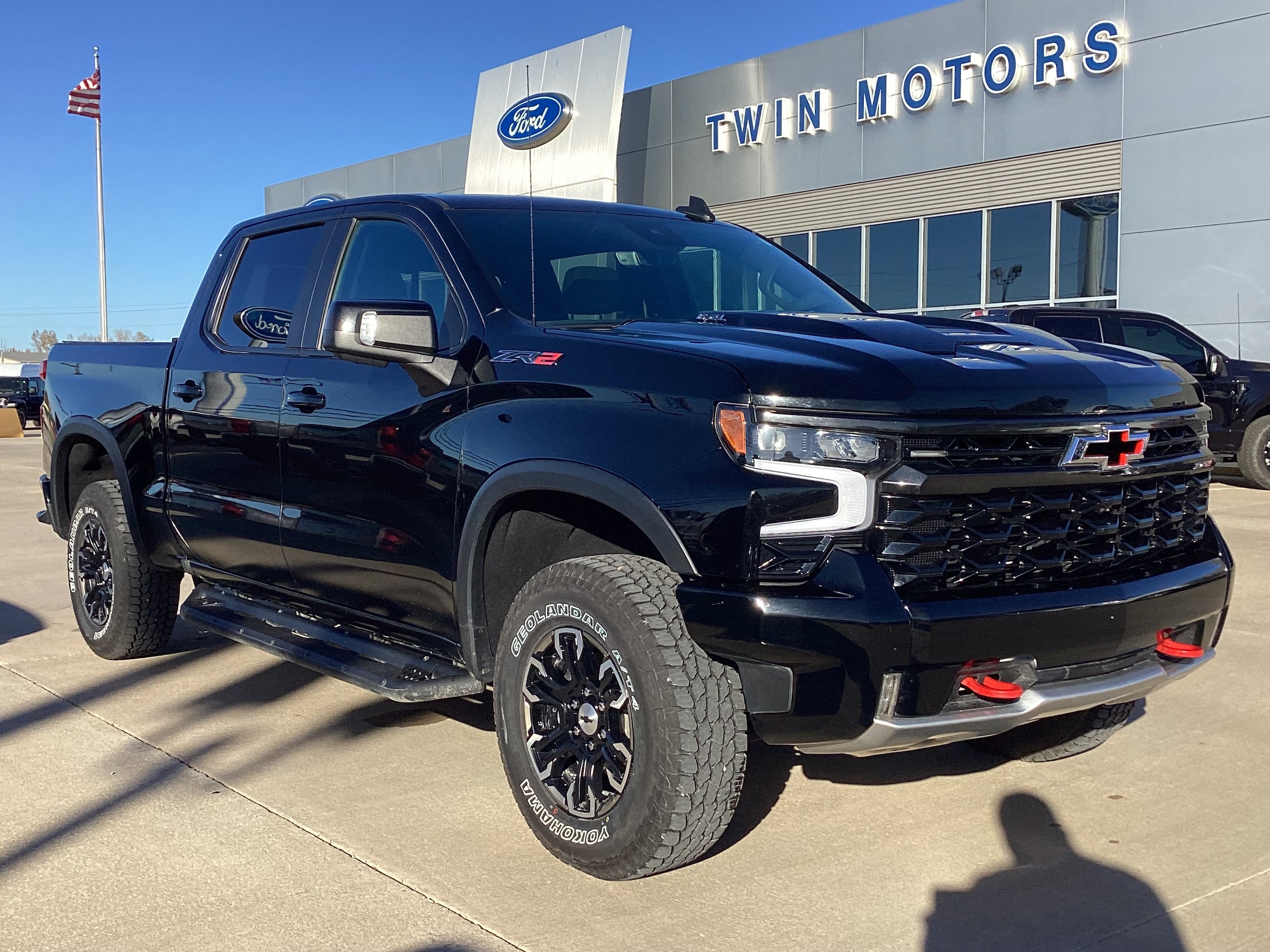 2023 Chevrolet Silverado 1500 ZR2's photo