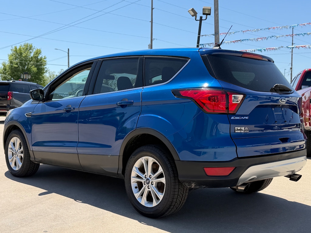 Used 2019 Ford Escape SE SE FWD