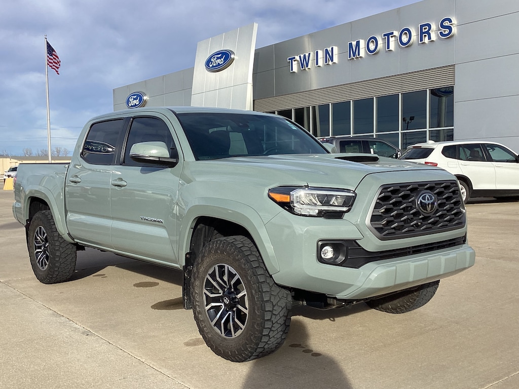 Used 2023 Toyota Tacoma 4WD
