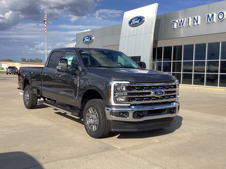 2026 Ford Super Duty F-350 SRW F-350 Lariat TRUCK