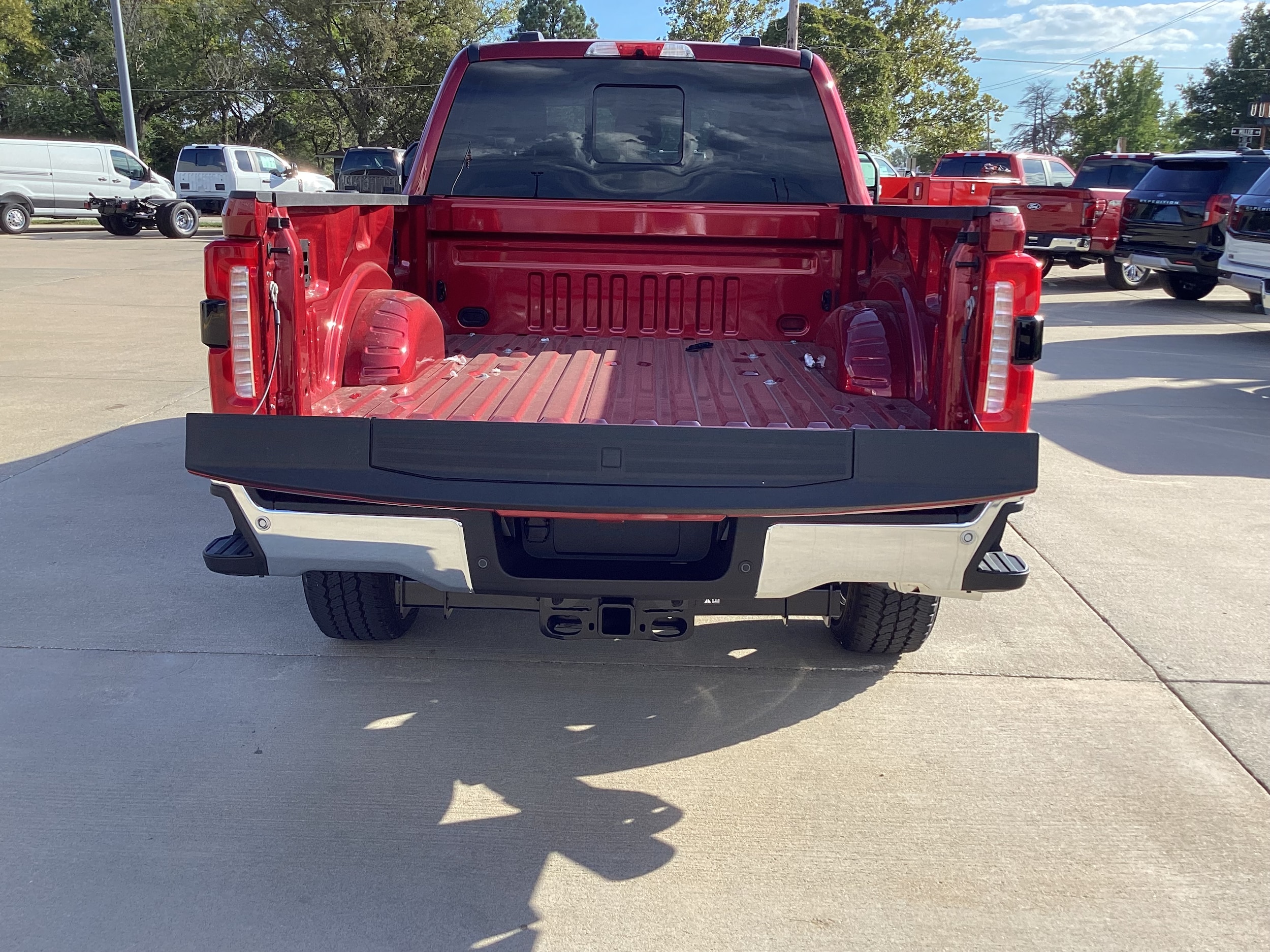 2026 Ford F-350 Super Duty Lariat - Photo 8