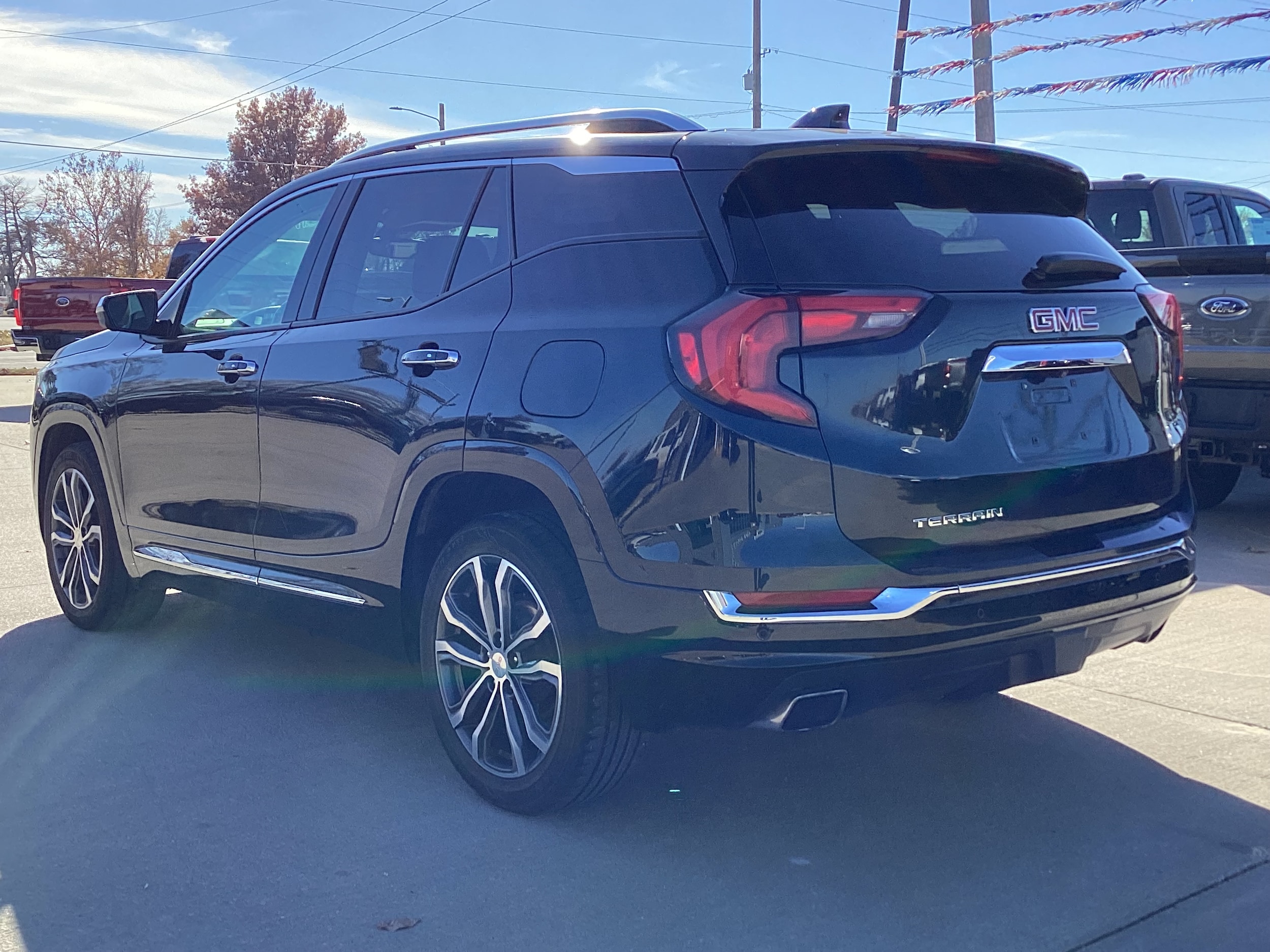 Used 2020 GMC Terrain Denali with VIN 3GKALSEX2LL181496 for sale in Kansas City