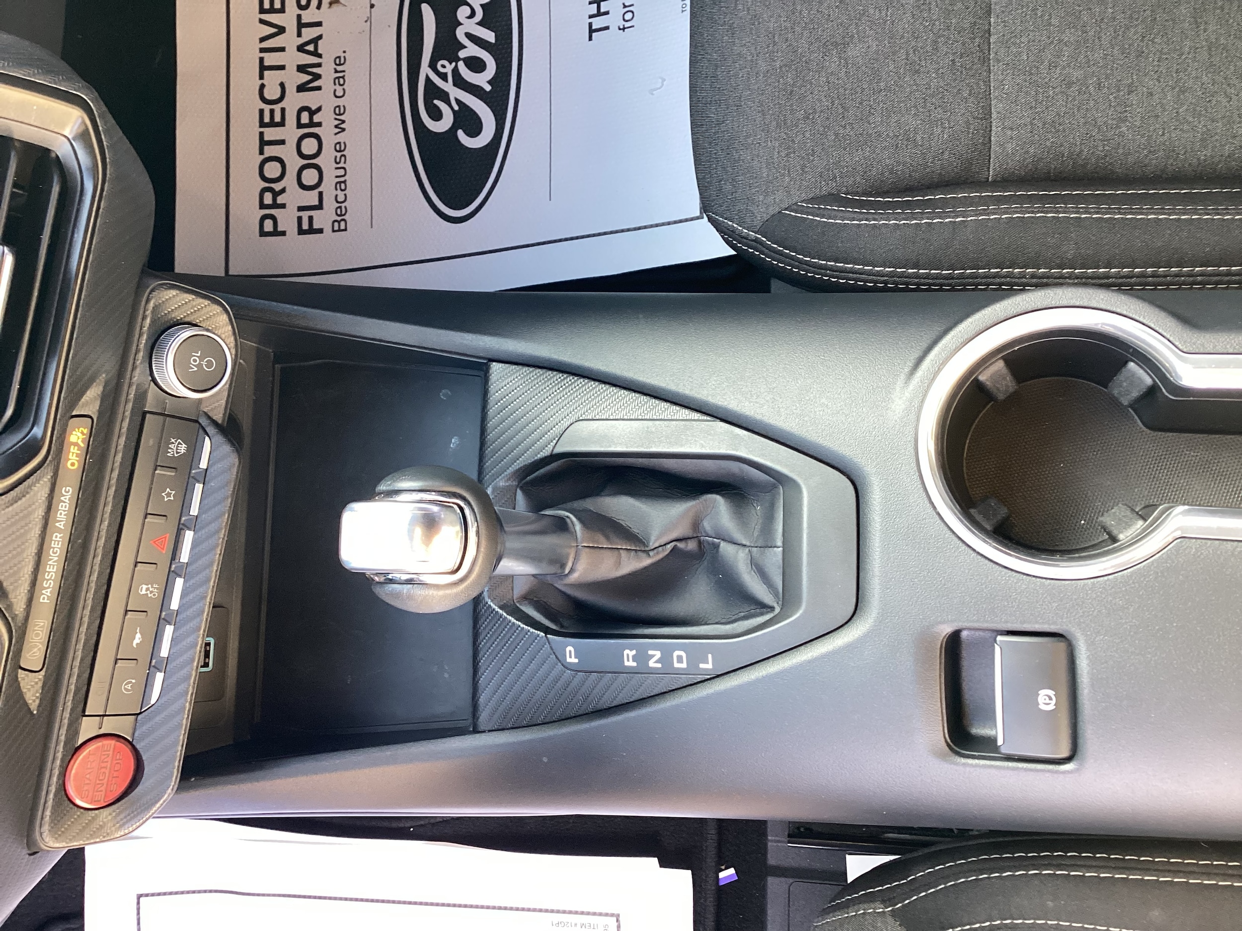 2024 Ford Mustang EcoBoost - Photo 15