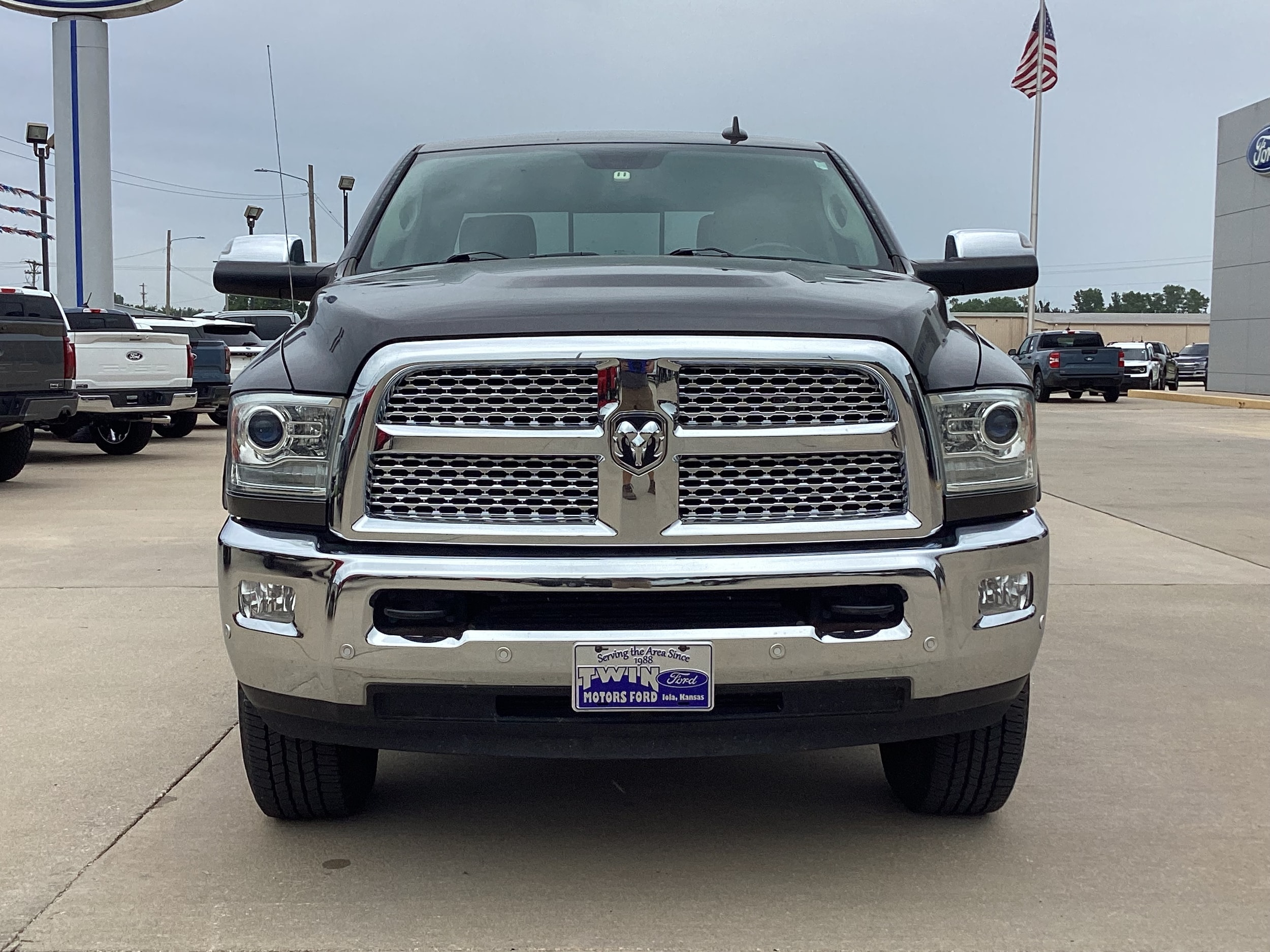 Used 2016 RAM Ram 3500 Pickup Laramie with VIN 3C63R3EL8GG157666 for sale in Kansas City