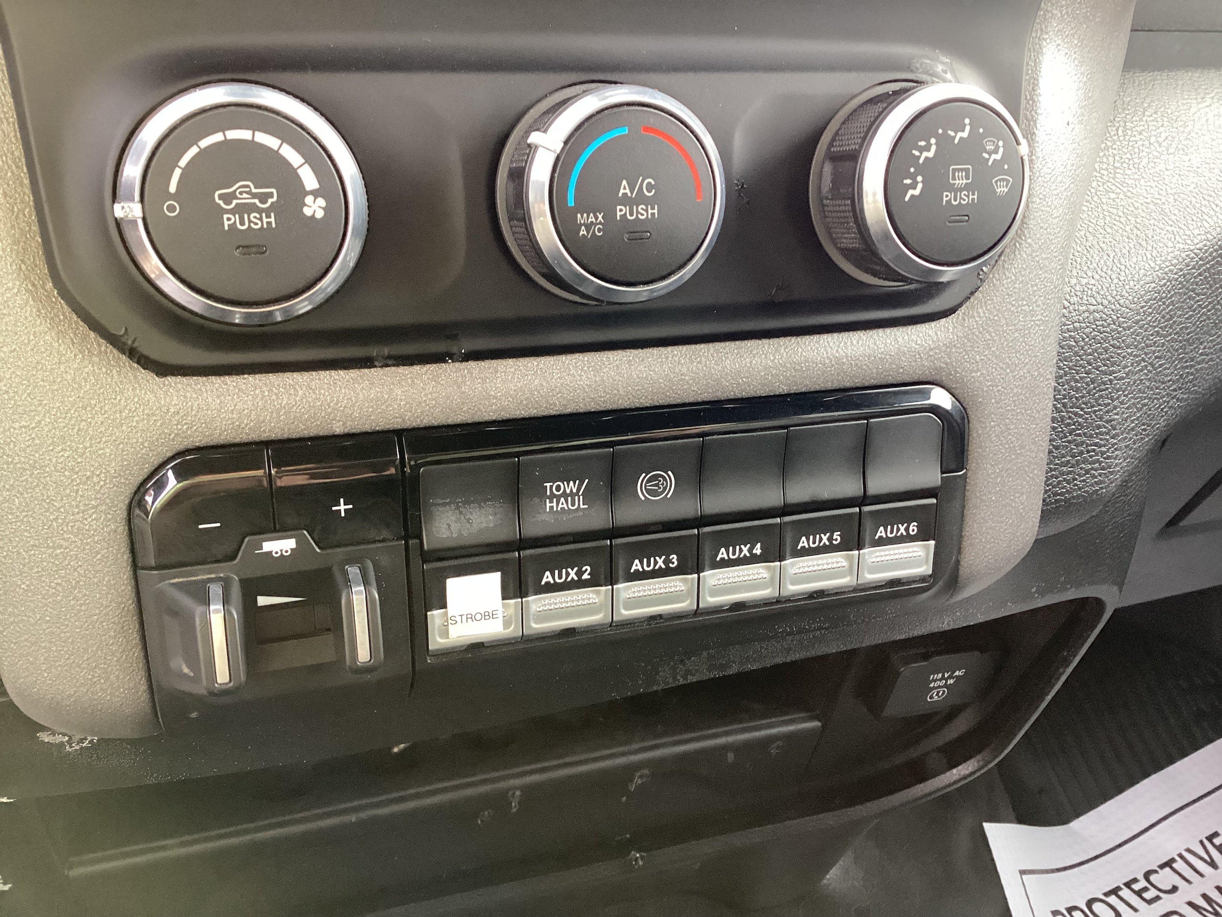 2022 RAM Ram 2500 Pickup Tradesman - Photo 17
