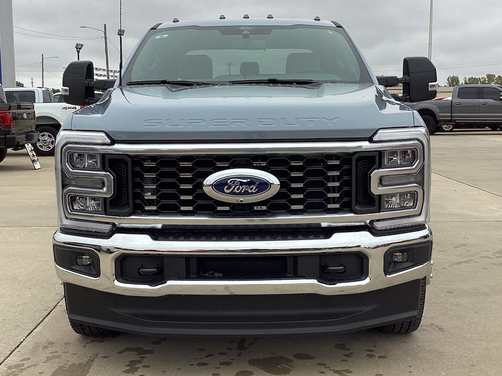 New 2026 Ford Super Duty F-350 DRW F-350 Lariat TRUCK