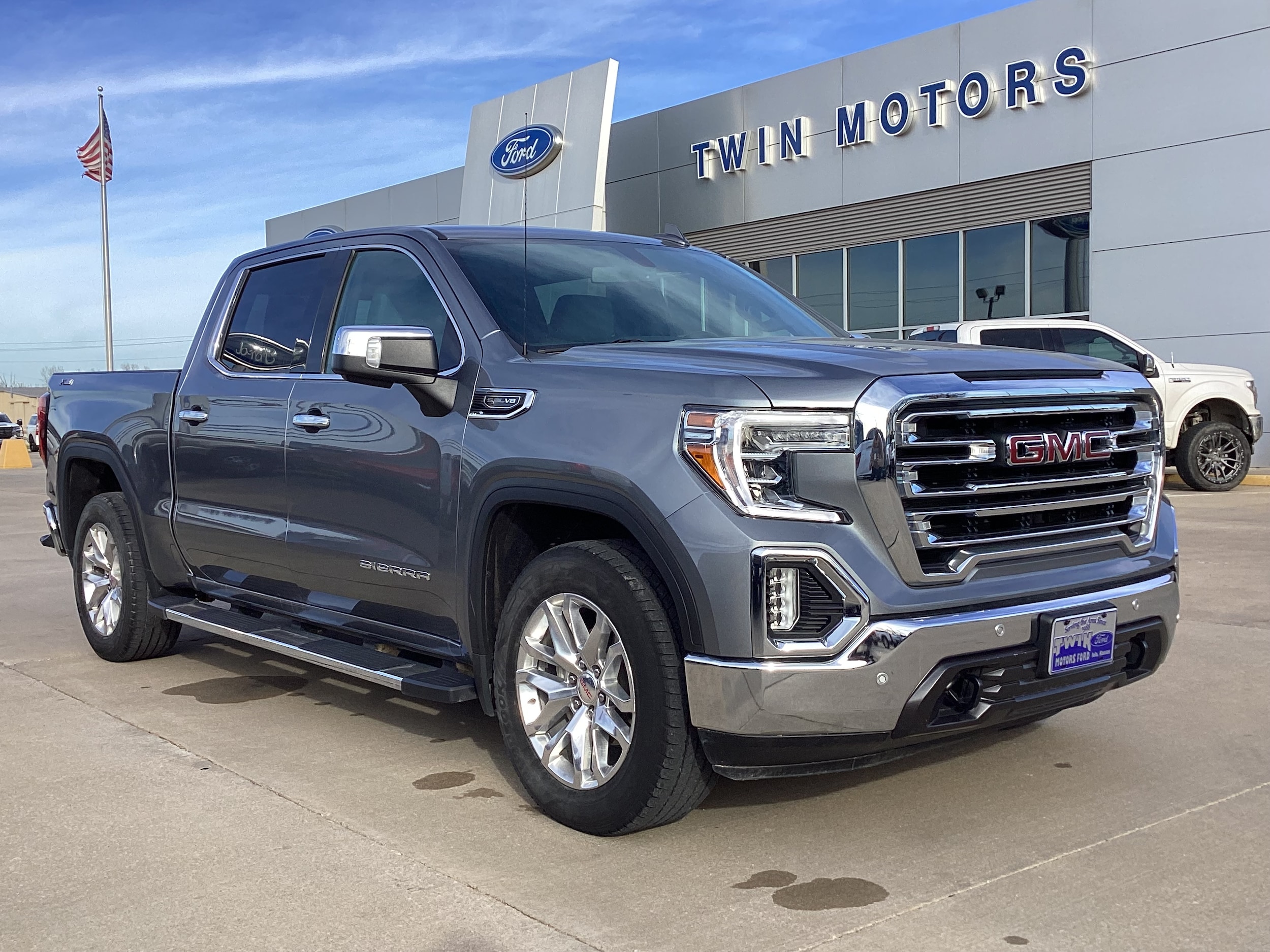 2021 GMC Sierra 1500 SLT's photo