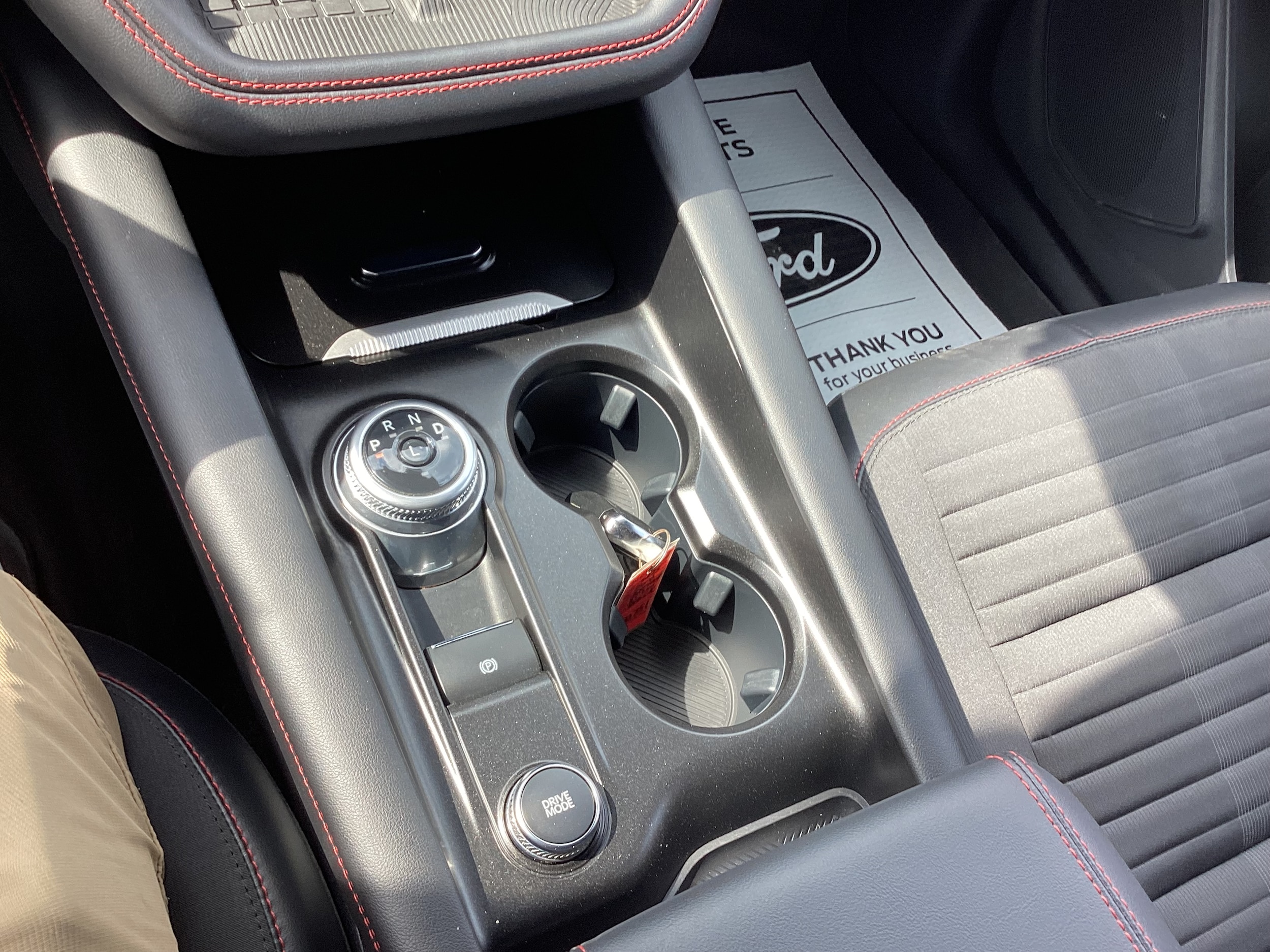 2025 Ford Explorer ST-LINE - Photo 16