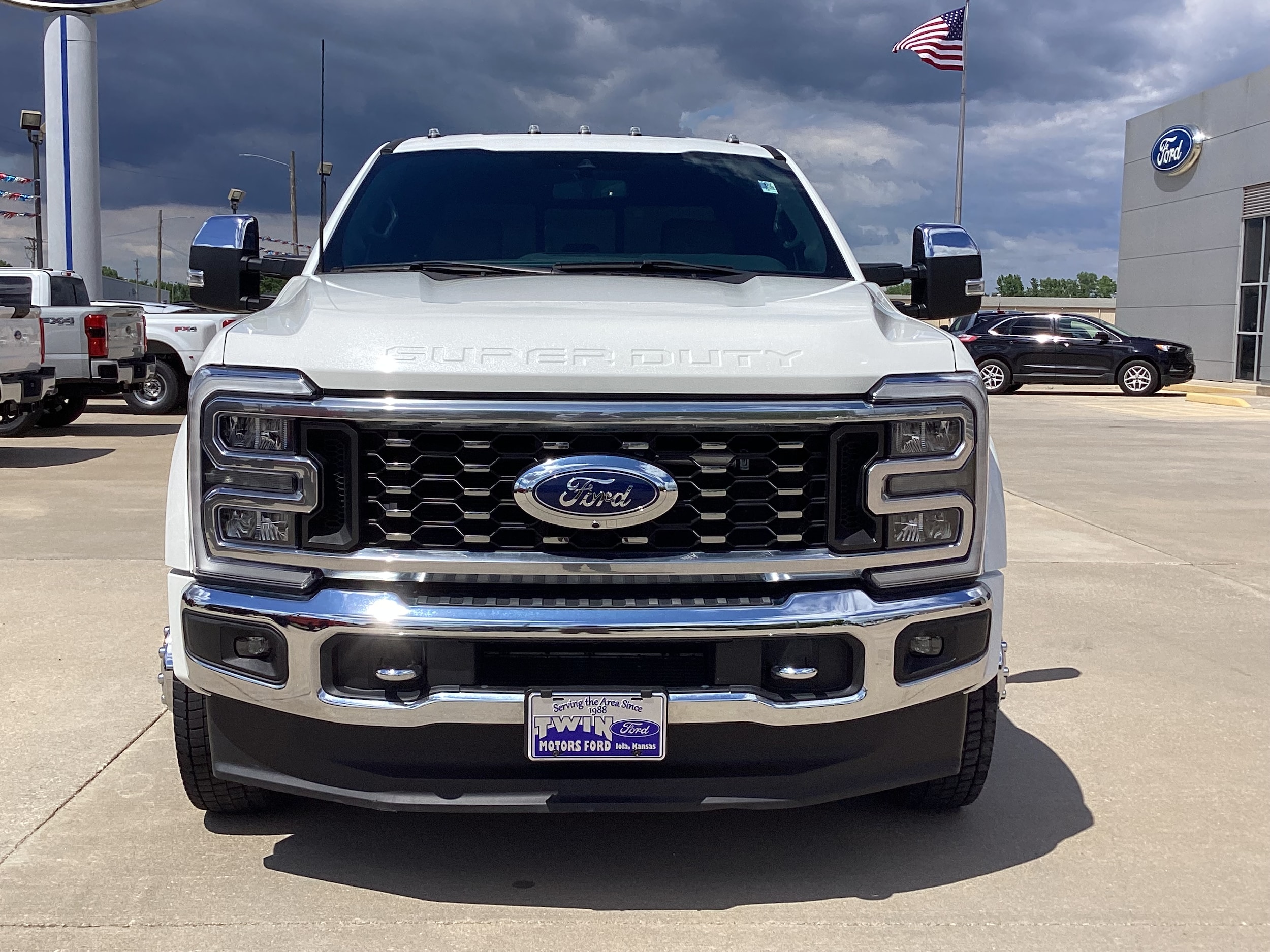 Used 2023 Ford F-450 Super Duty Lariat with VIN 1FT8W4DM1PEC56053 for sale in Kansas City