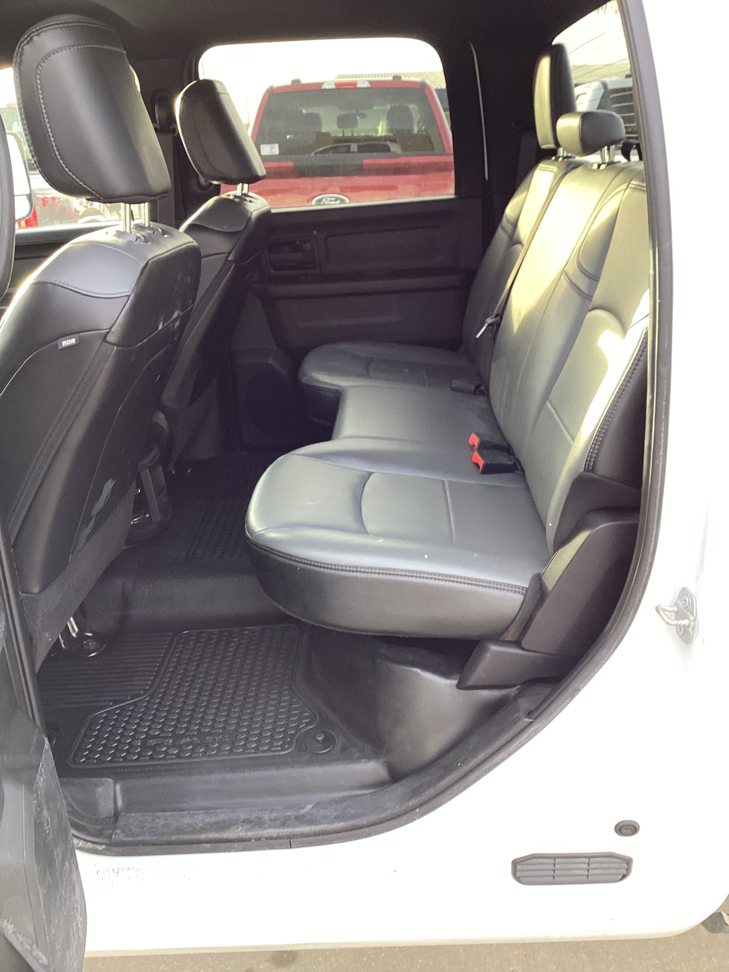2022 RAM Ram 2500 Pickup Tradesman - Photo 21