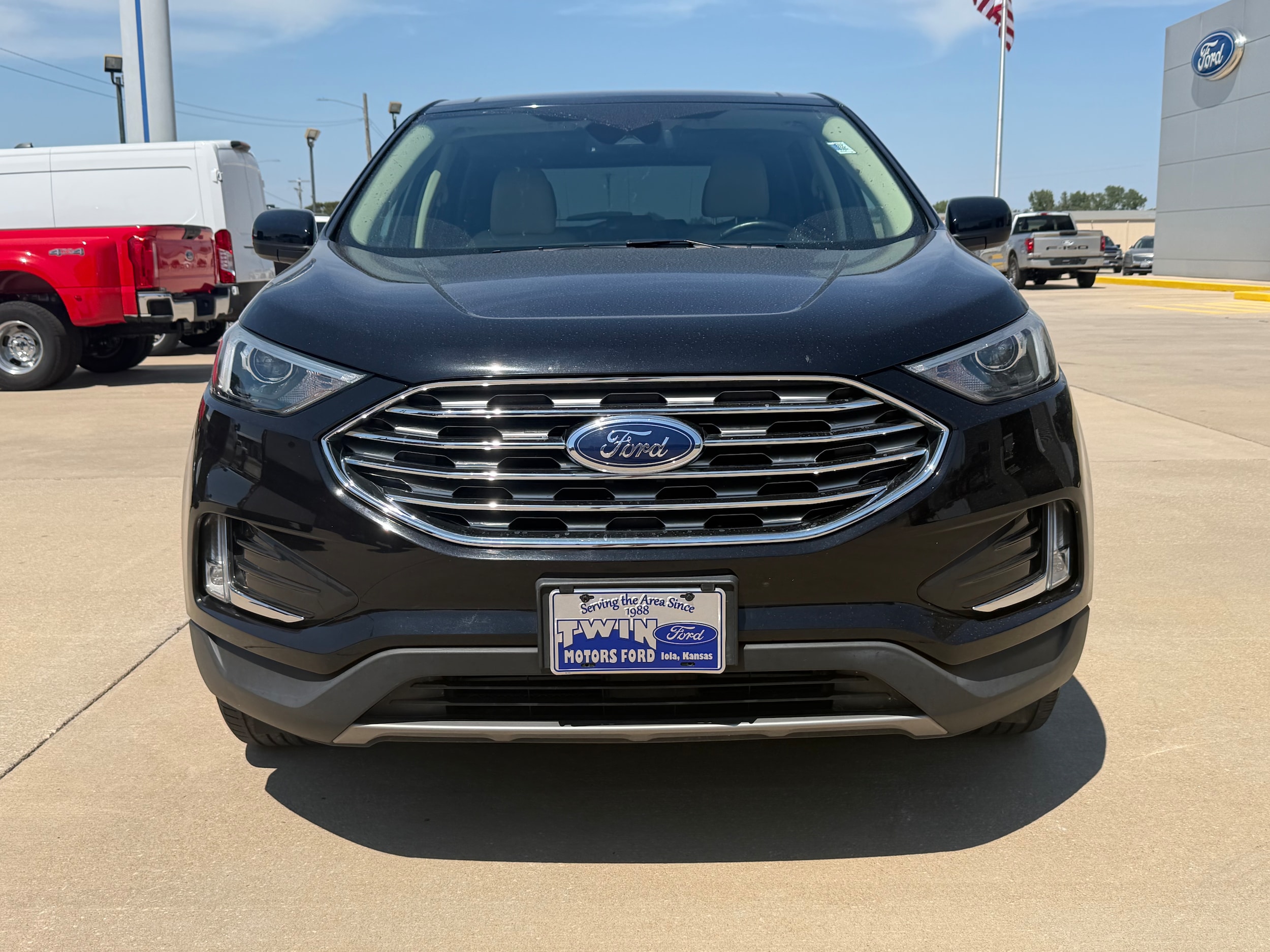Used 2022 Ford Edge SEL with VIN 2FMPK4J94NBB10614 for sale in Kansas City