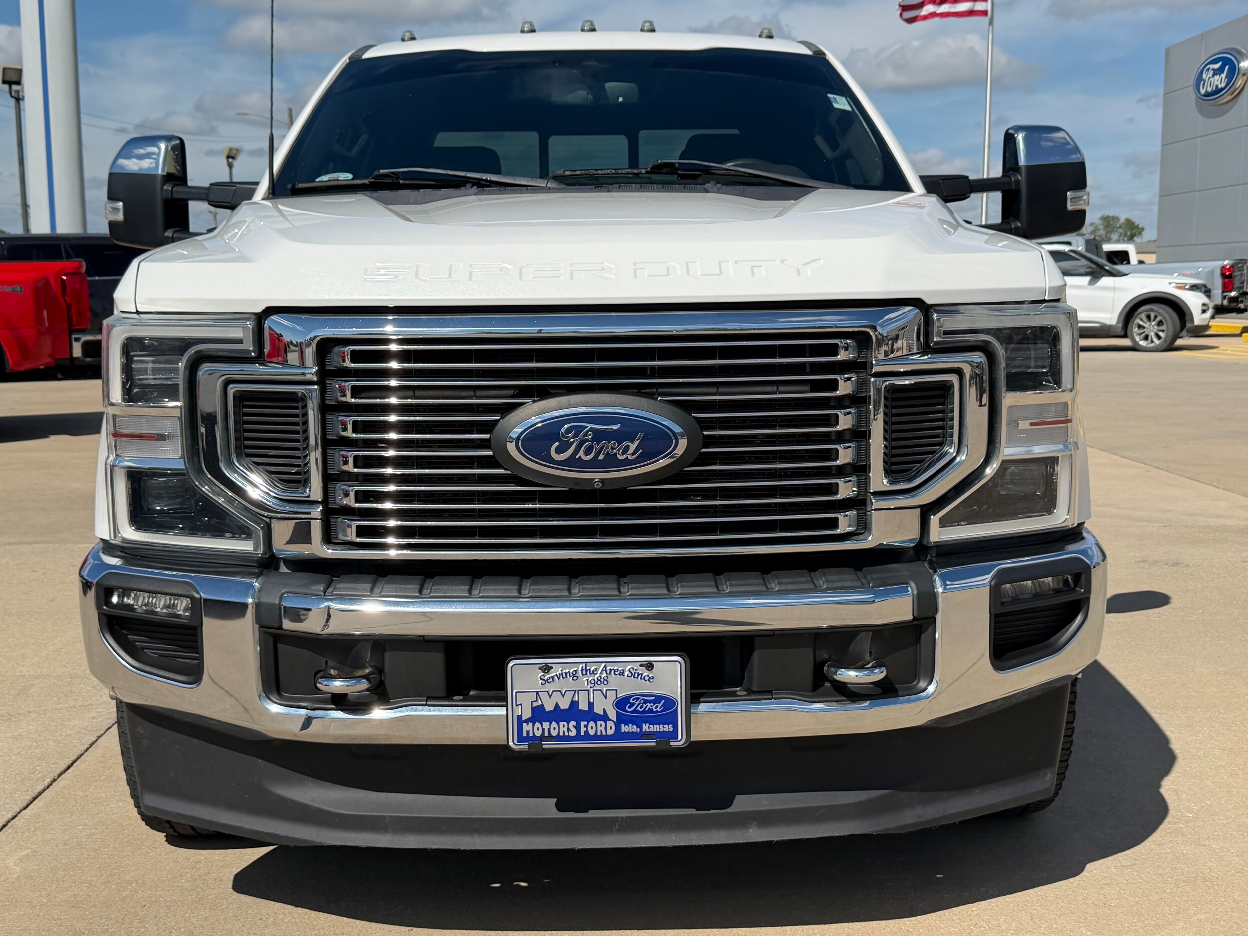 Used 2022 Ford F-350 Super Duty King Ranch with VIN 1FT8W3DT3NED88875 for sale in Kansas City