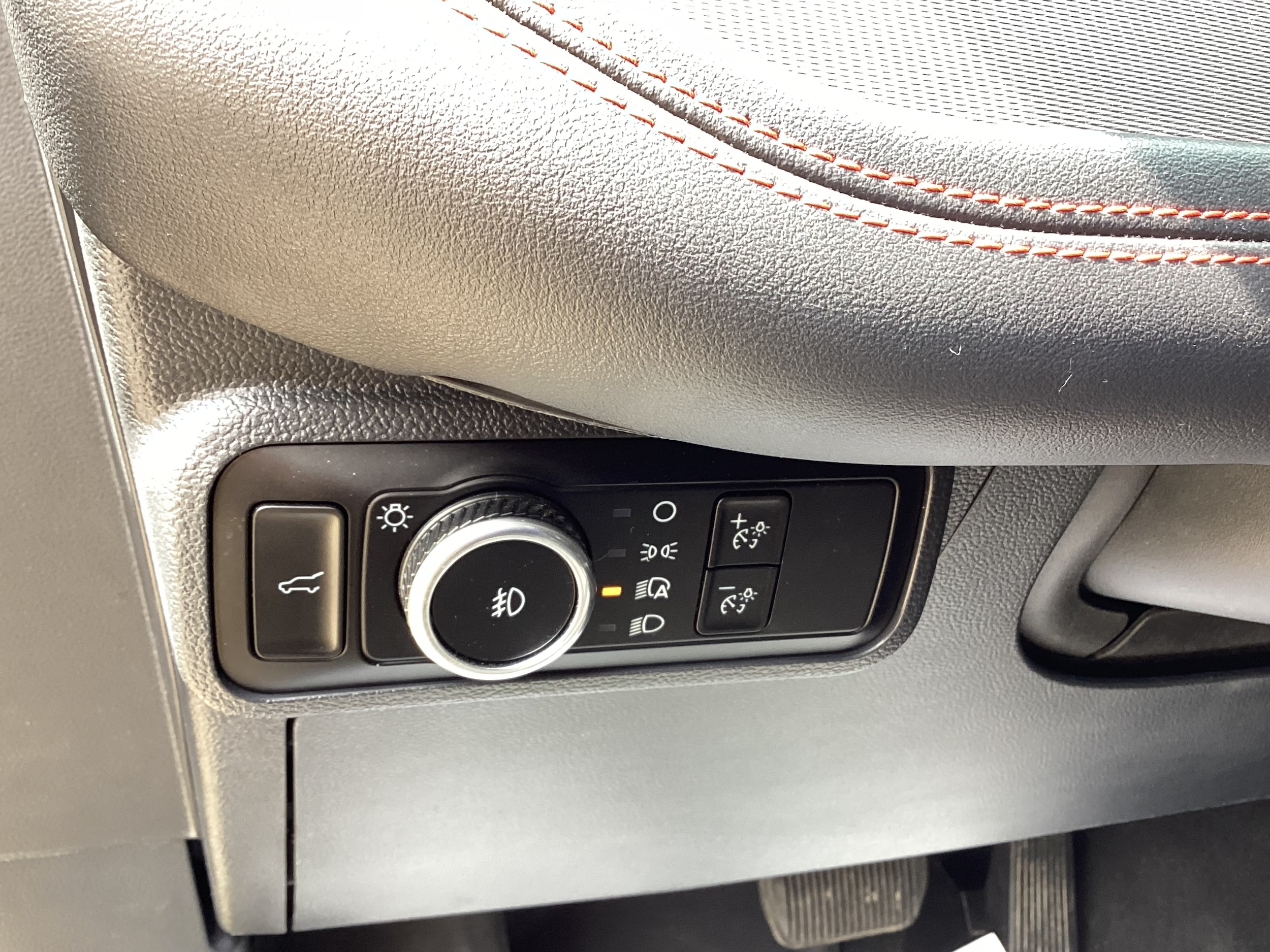2025 Ford Explorer ST-LINE - Photo 10