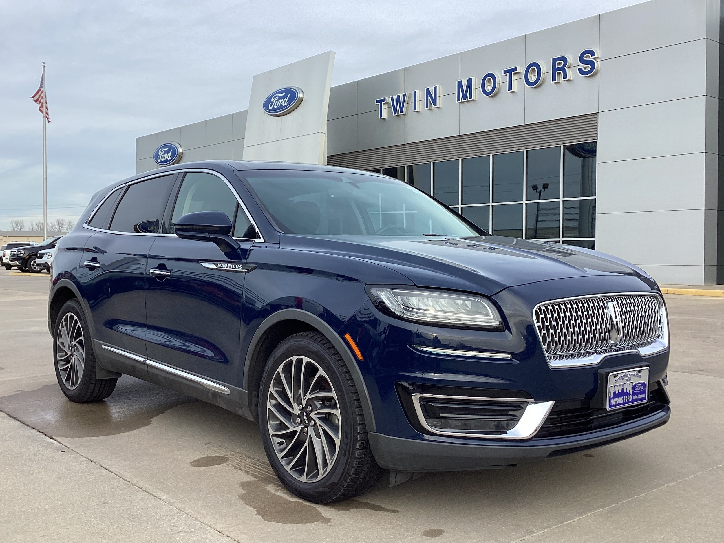 2020 Lincoln Nautilus Reserve's photo