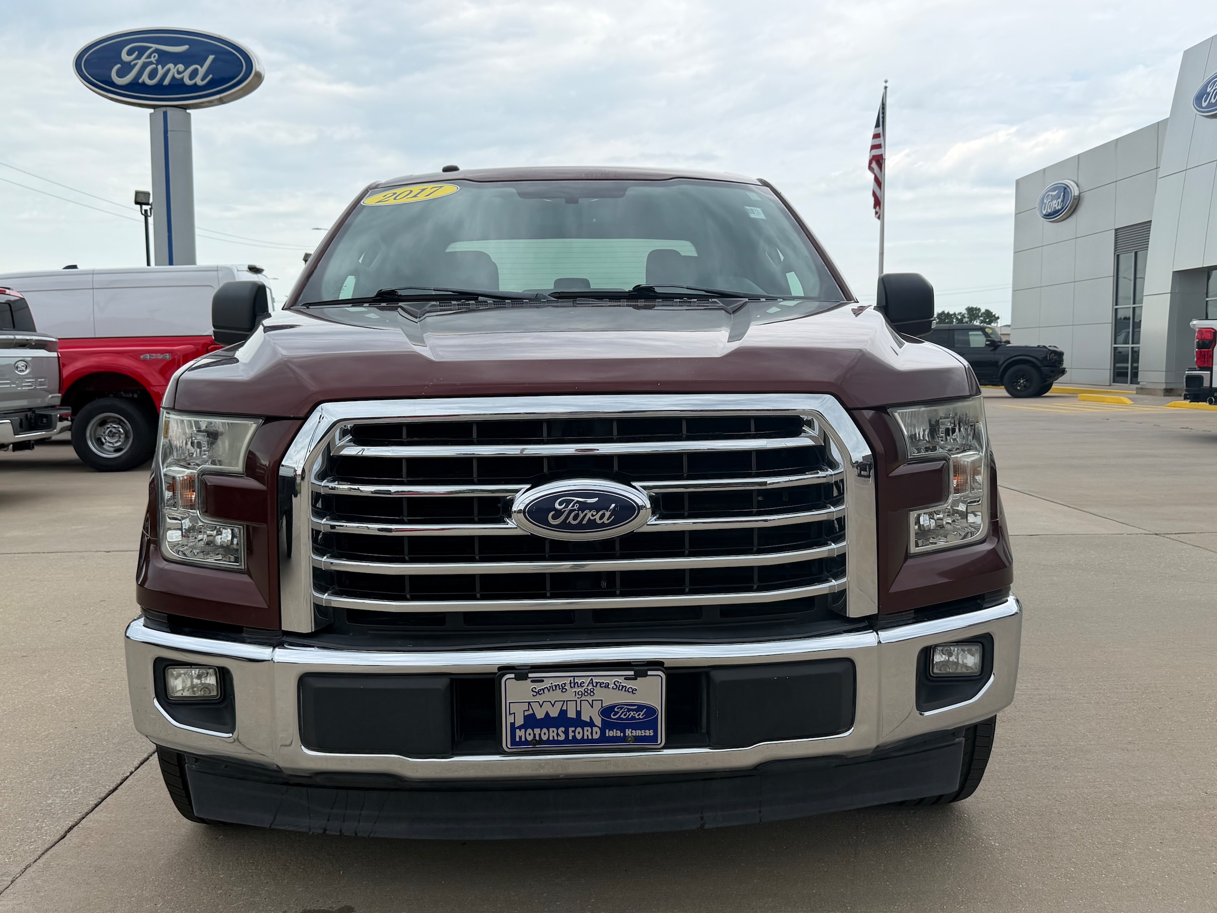 Used 2017 Ford F-150 XLT with VIN 1FTEW1CP7HKC13272 for sale in Kansas City