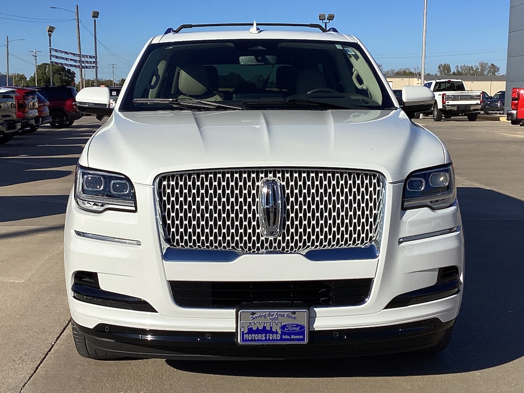 Used 2023 Lincoln Navigator L Reserve Reserve 4x4