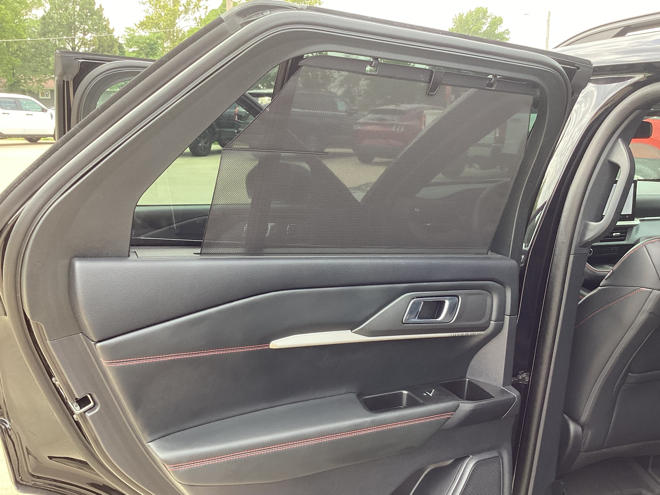 2025 Ford Explorer ST-LINE - Photo 18