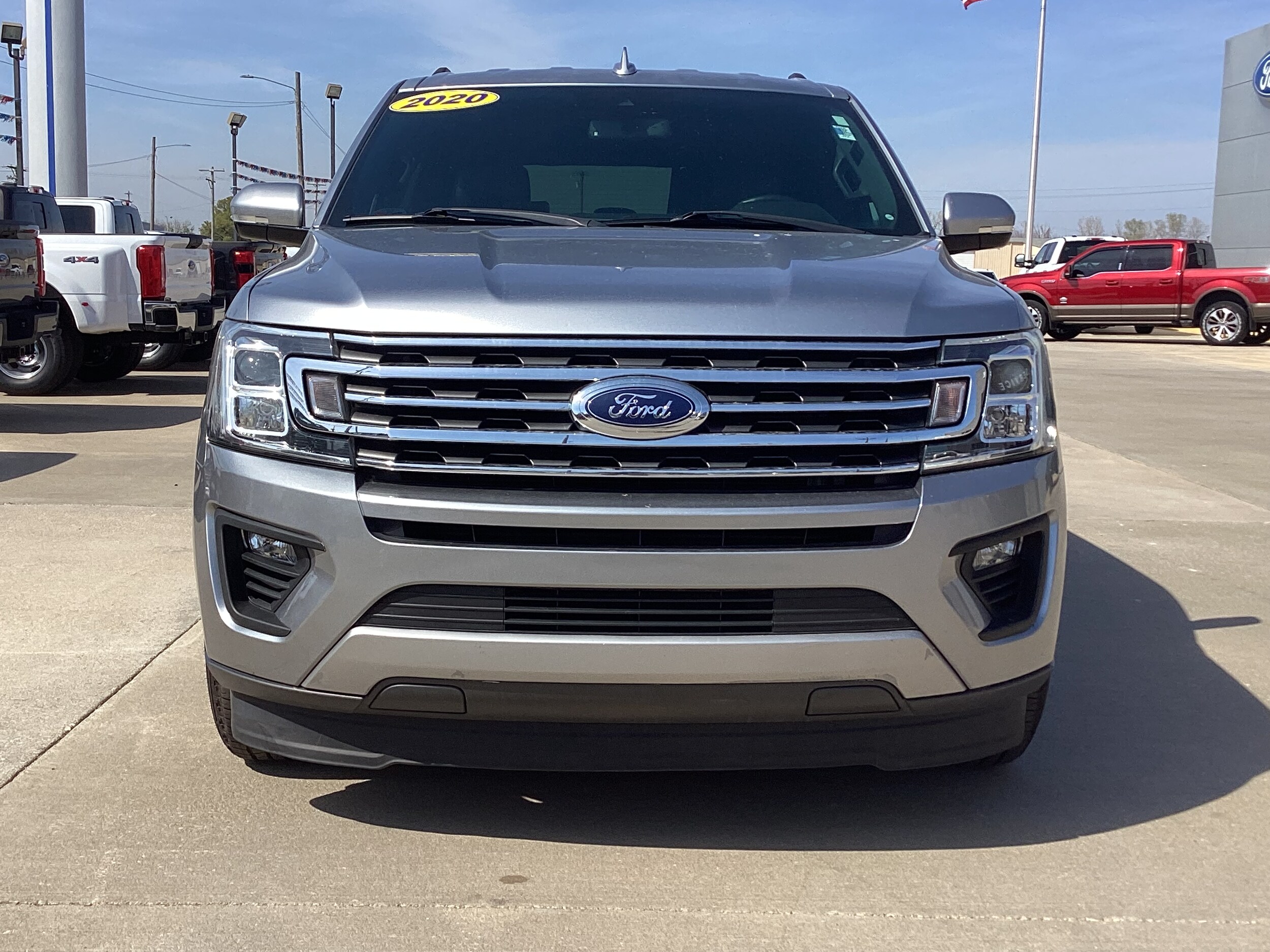 Used 2020 Ford Expedition XLT with VIN 1FMJK1HT4LEA12531 for sale in Kansas City