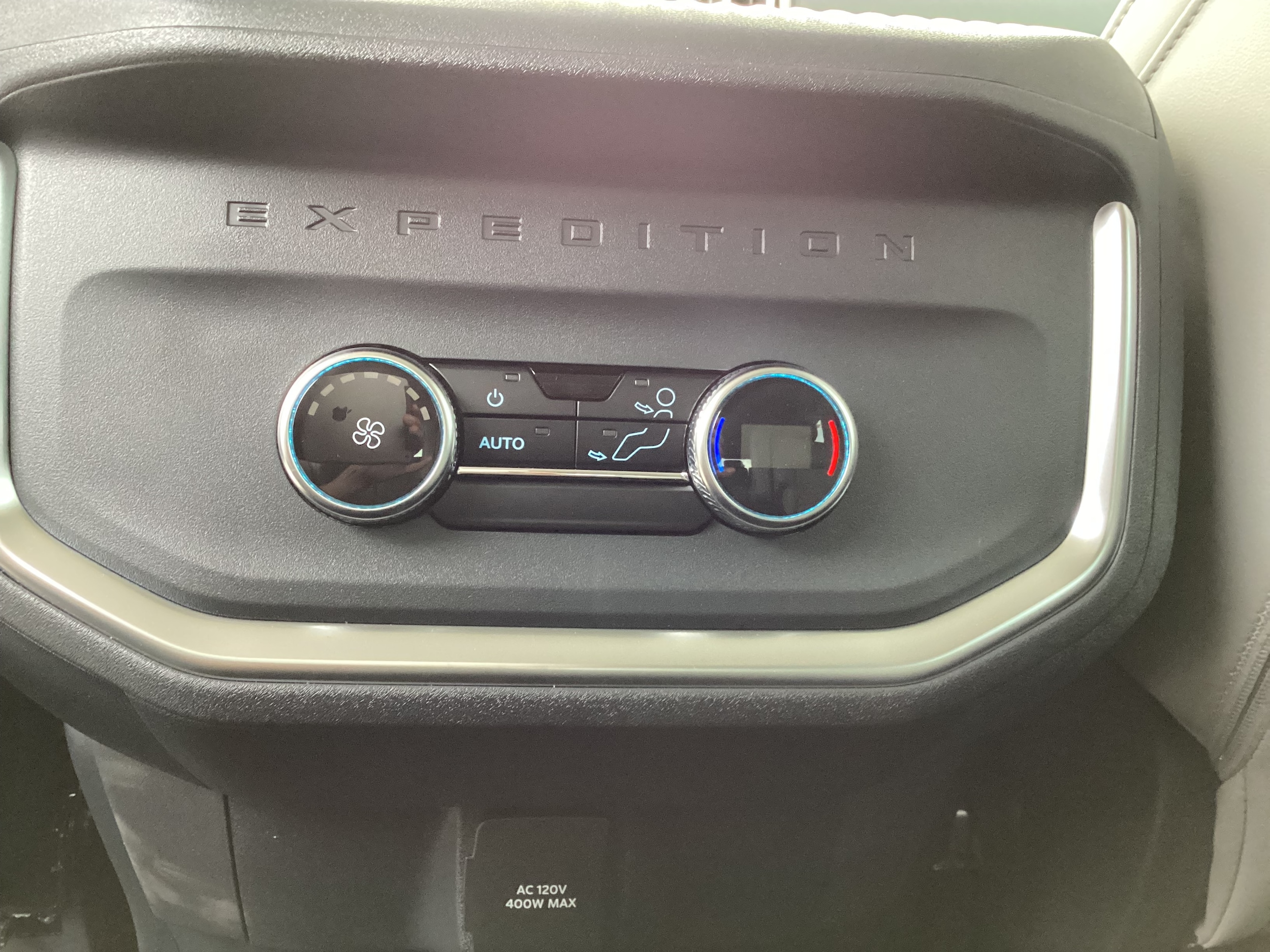 2025 Ford Expedition MAX Active - Photo 30