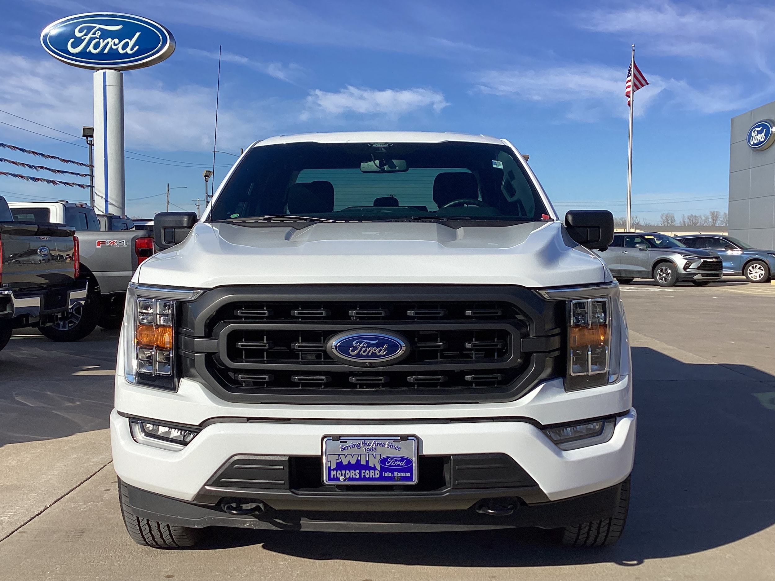 Used 2021 Ford F-150 XLT with VIN 1FTFX1E88MFA71086 for sale in Kansas City
