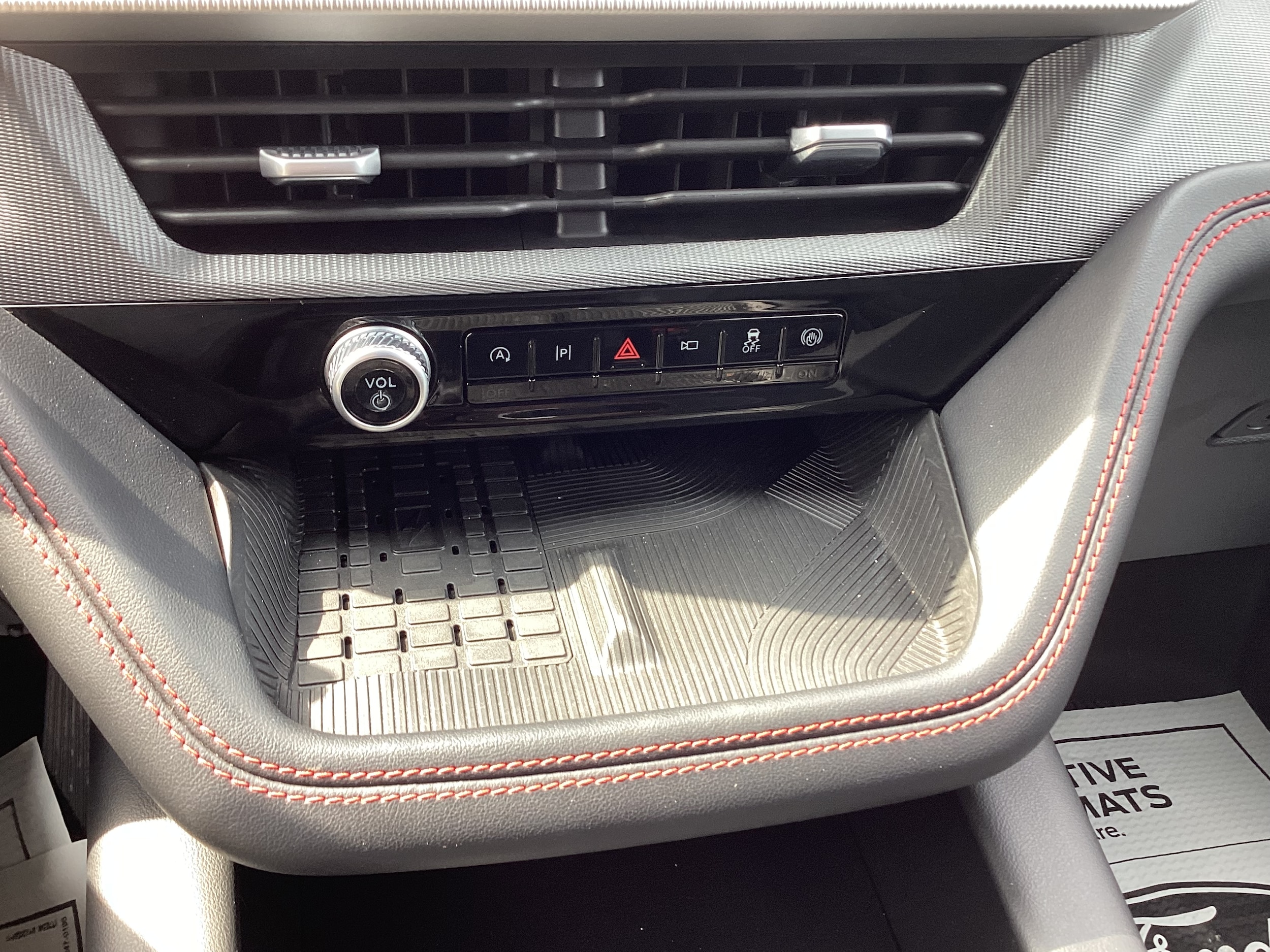 2025 Ford Explorer ST-LINE - Photo 15
