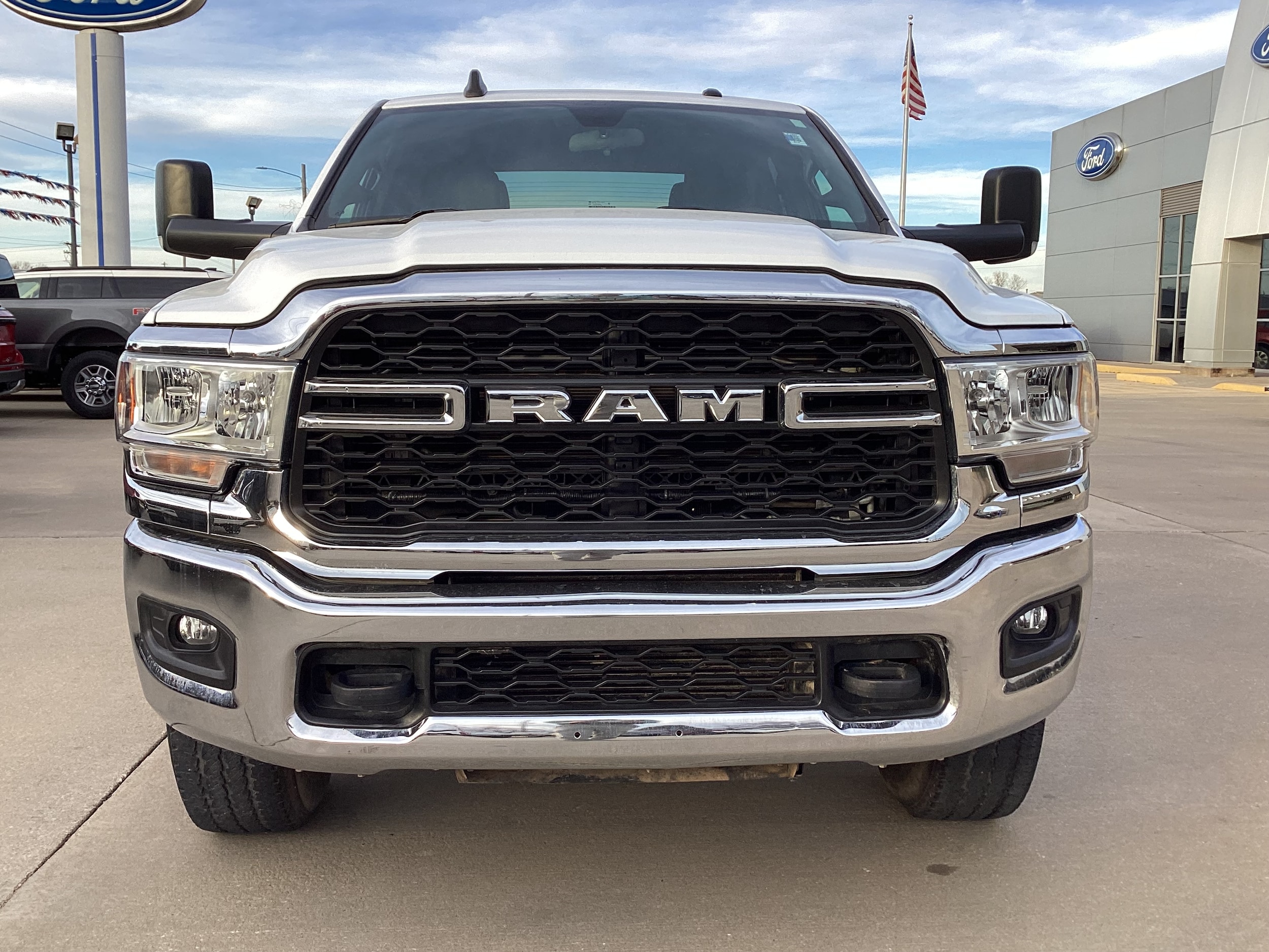 Used 2022 RAM Ram 2500 Pickup Tradesman with VIN 3C6UR5CL5NG437884 for sale in Kansas City