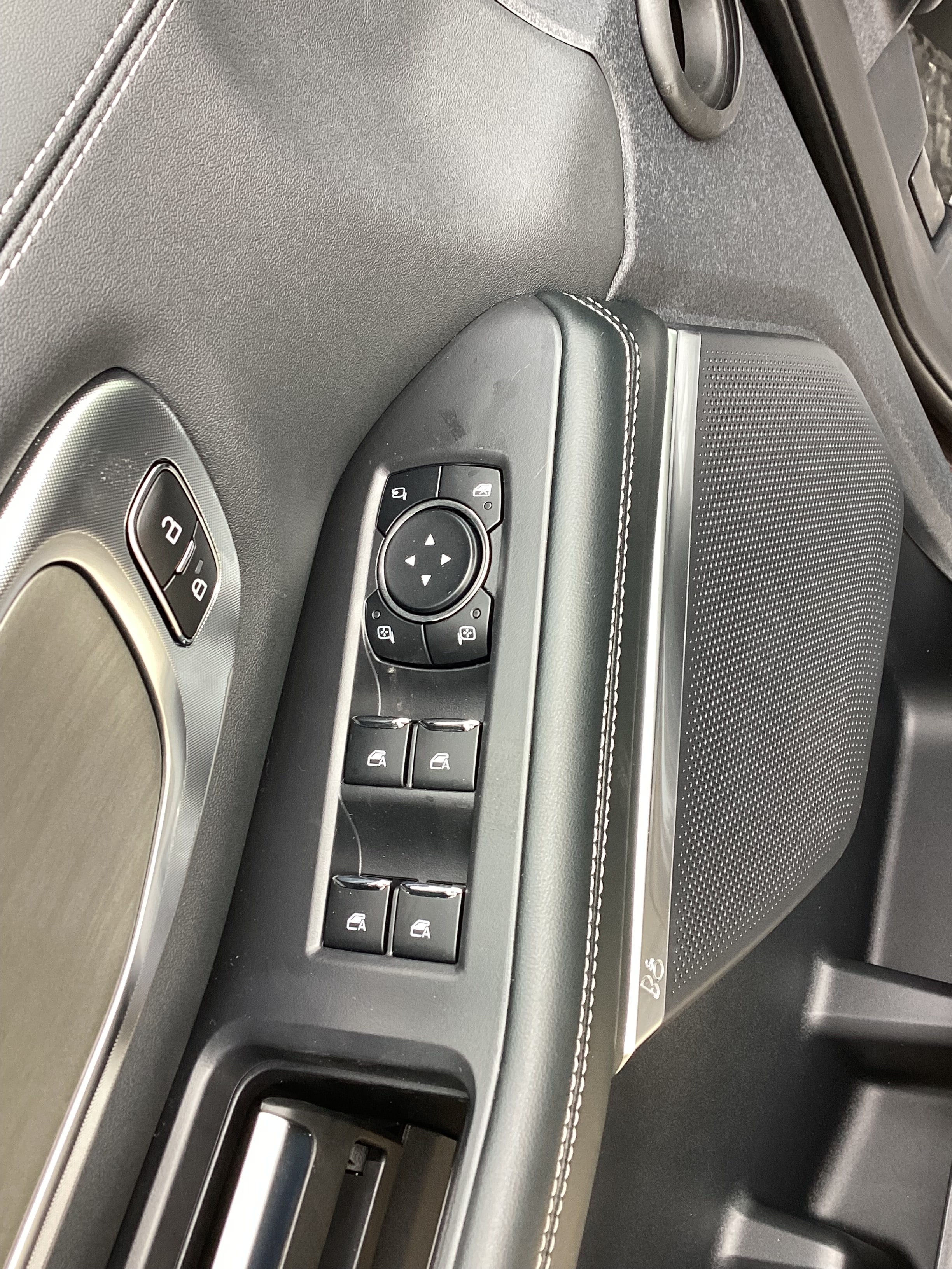 2025 Ford Expedition MAX Platinum - Photo 16