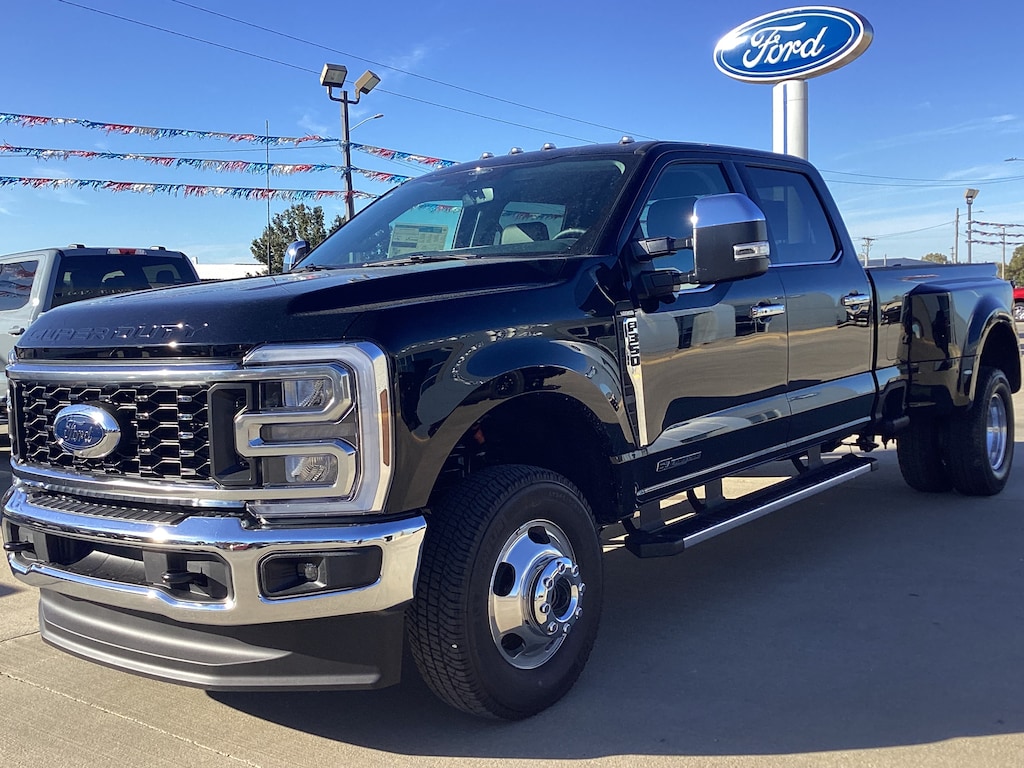 New 2026 Ford Super Duty F-350 DRW F-350 Lariat TRUCK