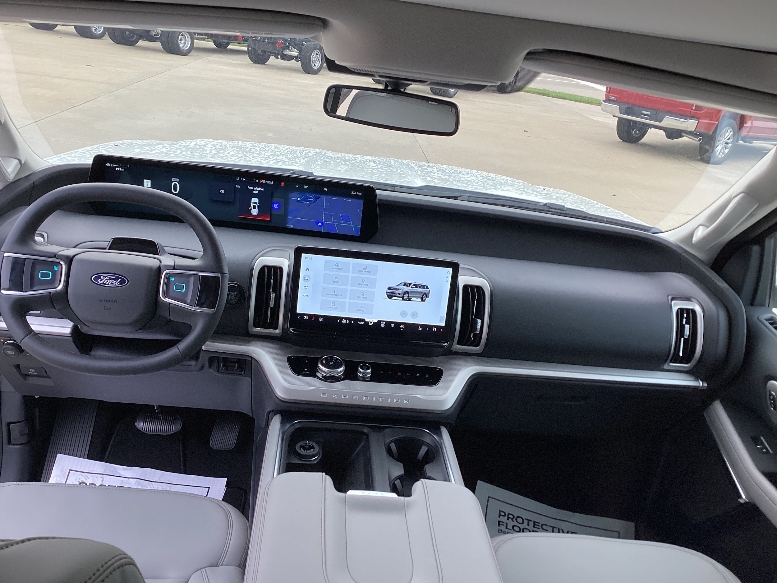 2025 Ford Expedition MAX Active - Photo 28