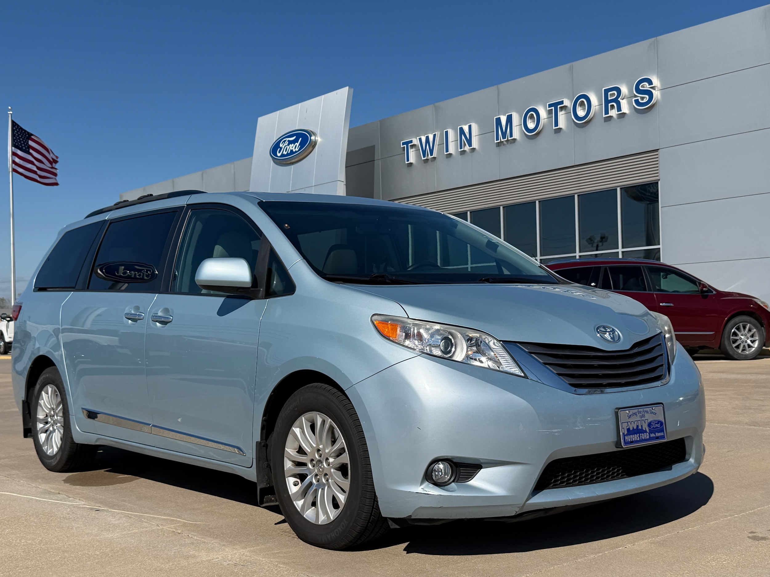 2015 Toyota Sienna