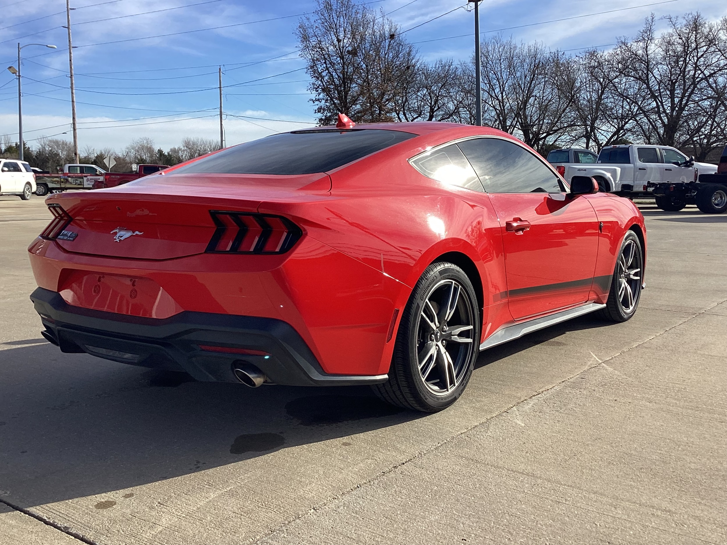 2024 Ford Mustang EcoBoost - Photo 6