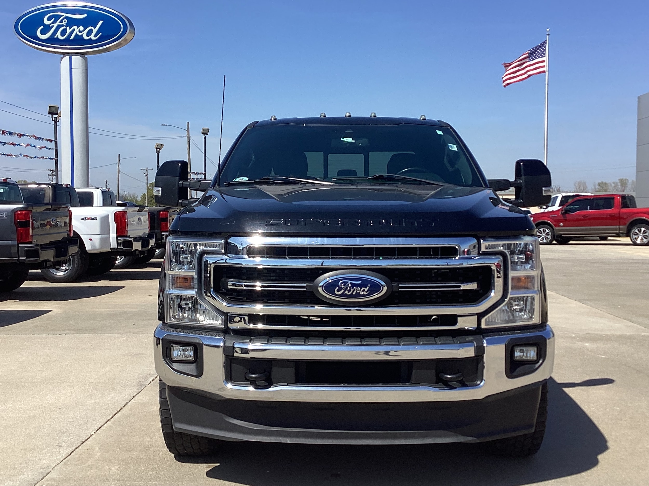 Used 2022 Ford F-350 Super Duty Lariat with VIN 1FT8W3BN4NEC87235 for sale in Kansas City
