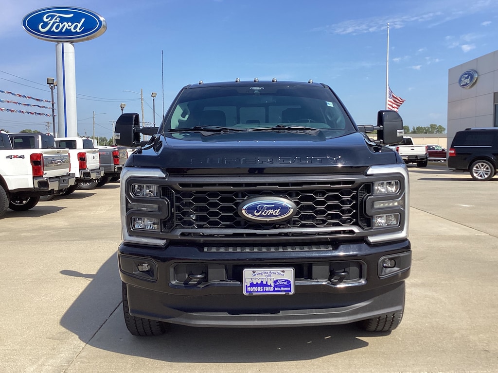 Used 2024 Ford Super Duty F-250 SRW LARIAT LARIAT 4WD Crew Cab 6.75 Box
