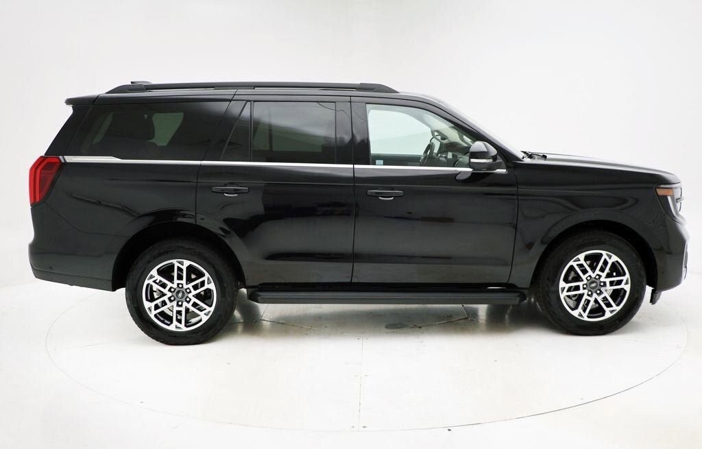 Used 2025 Ford Expedition Active Active 4x4