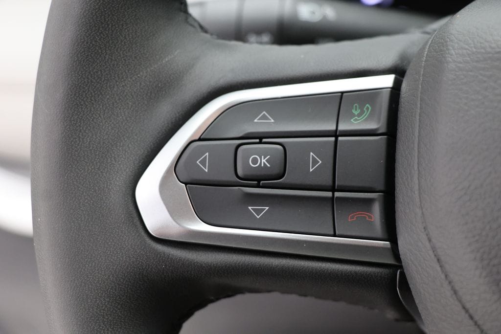 2025 Jeep Compass Limited - Photo 18