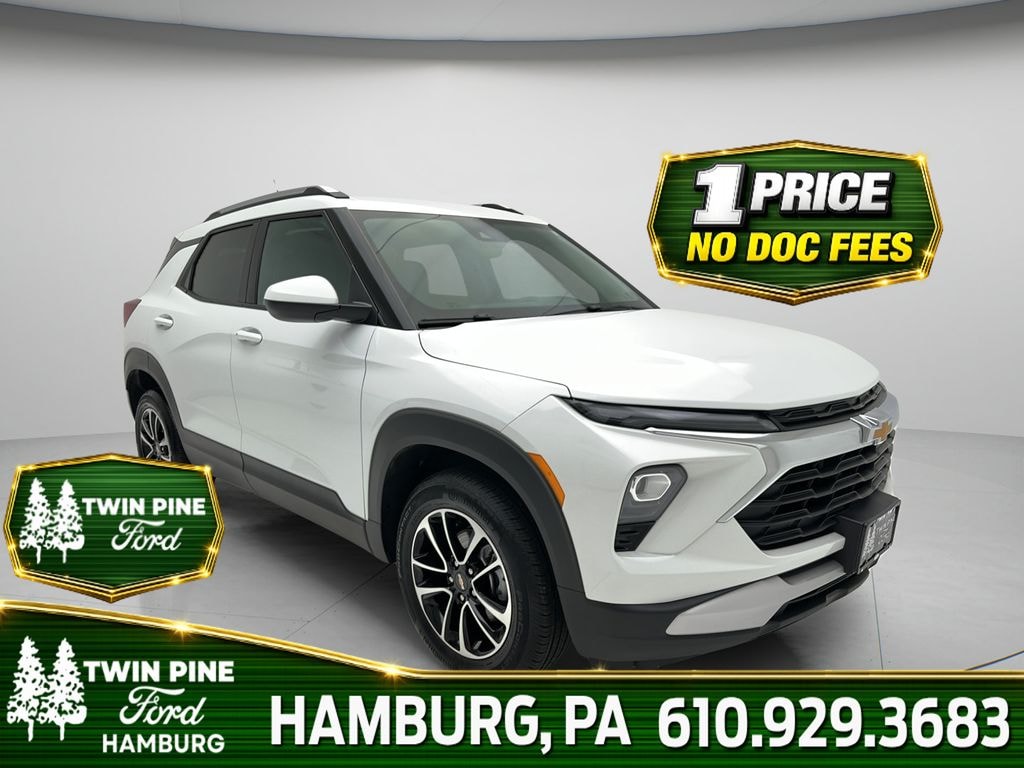 Used 2025 Chevrolet Trailblazer LT SUV