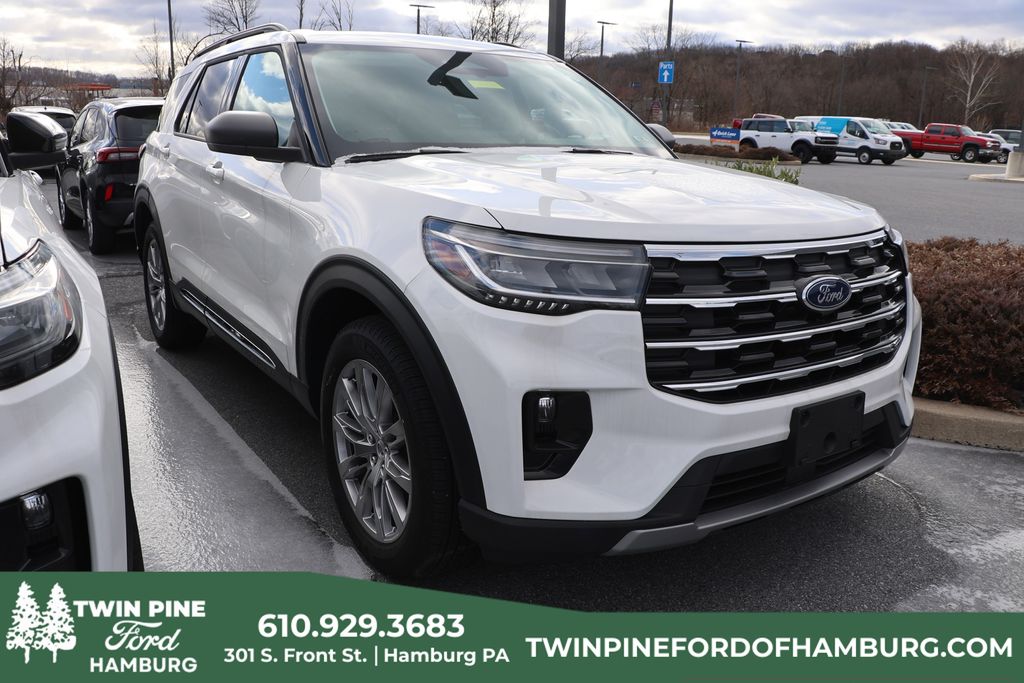 2025 Ford Explorer SUV 