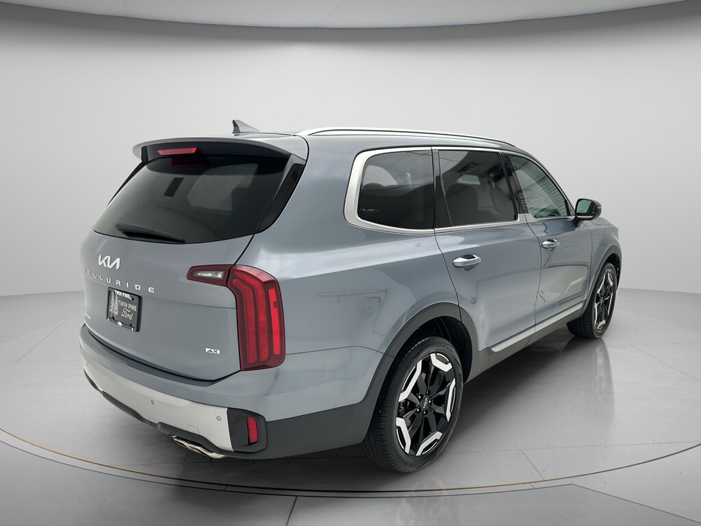 Used 2025 Kia Telluride S SUV