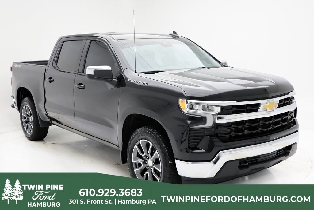 Used 2024 Chevrolet Silverado 1500 LT 4WD Crew Cab 147 LT w/2FL