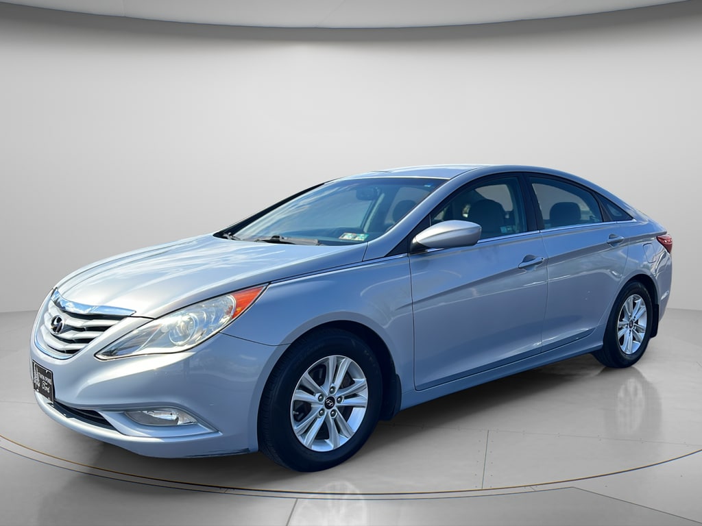 Used 2011 Hyundai Sonata GLS Sedan
