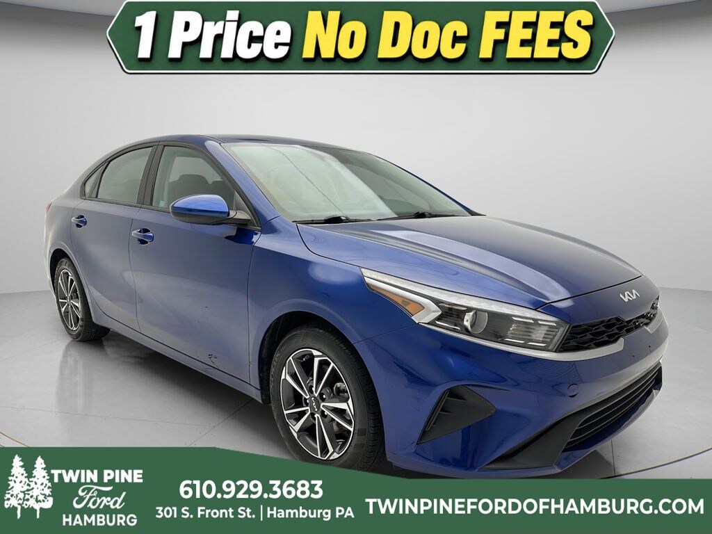 Used 2023 Kia Forte LXS Sedan